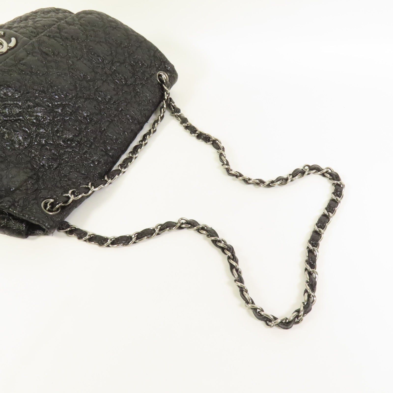 CHANEL 漆皮皮革Chain Shoulder銀扣肩背袋