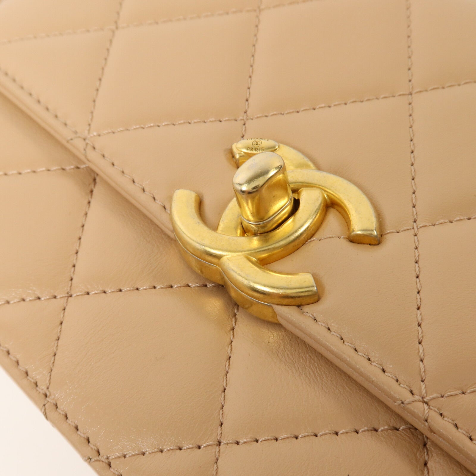CHANEL 牛皮皮革Mini Flap Bag鏈帶肩背袋