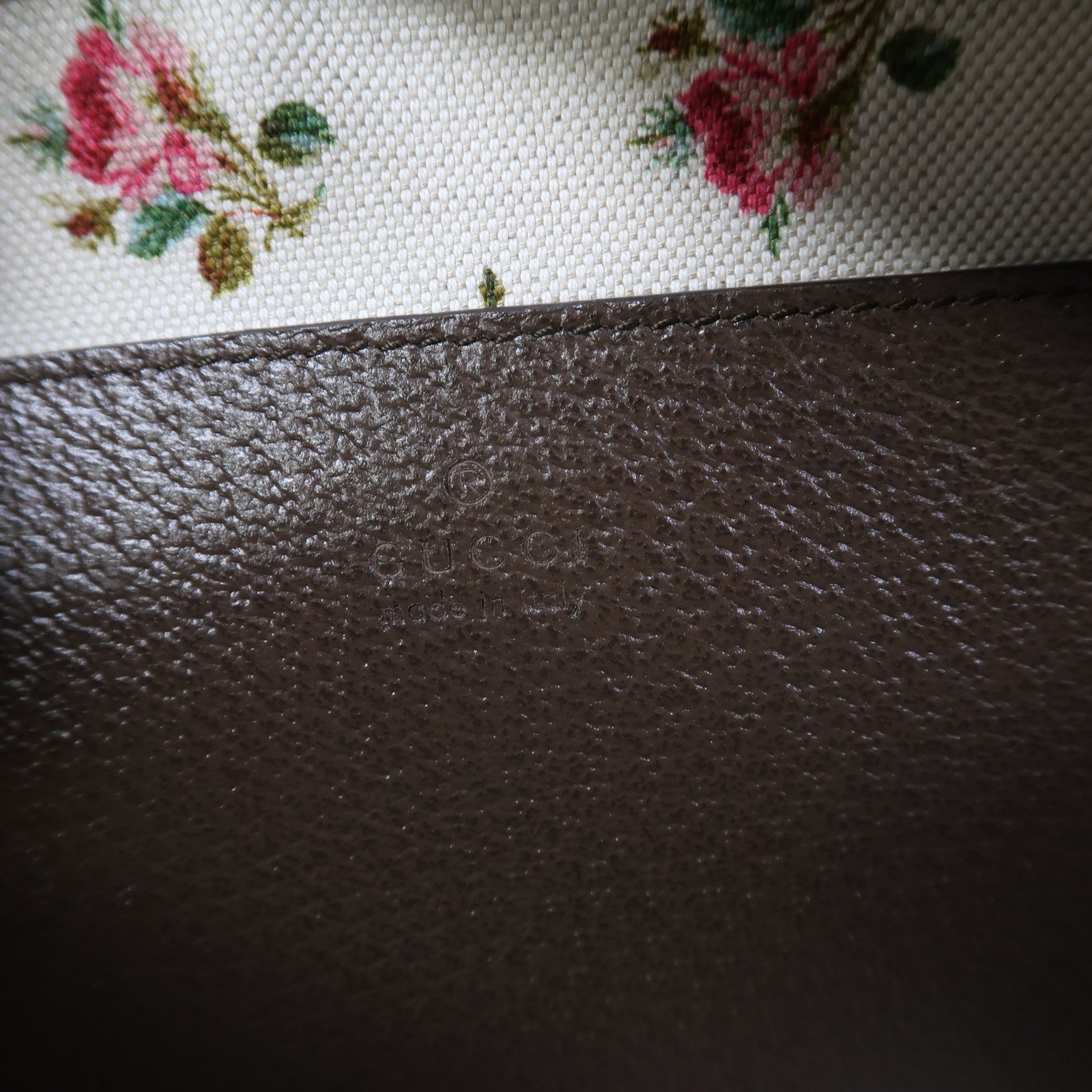 GUCCI 塗層帆布Neo Vintage GG Supreme金扣肩背袋啡色