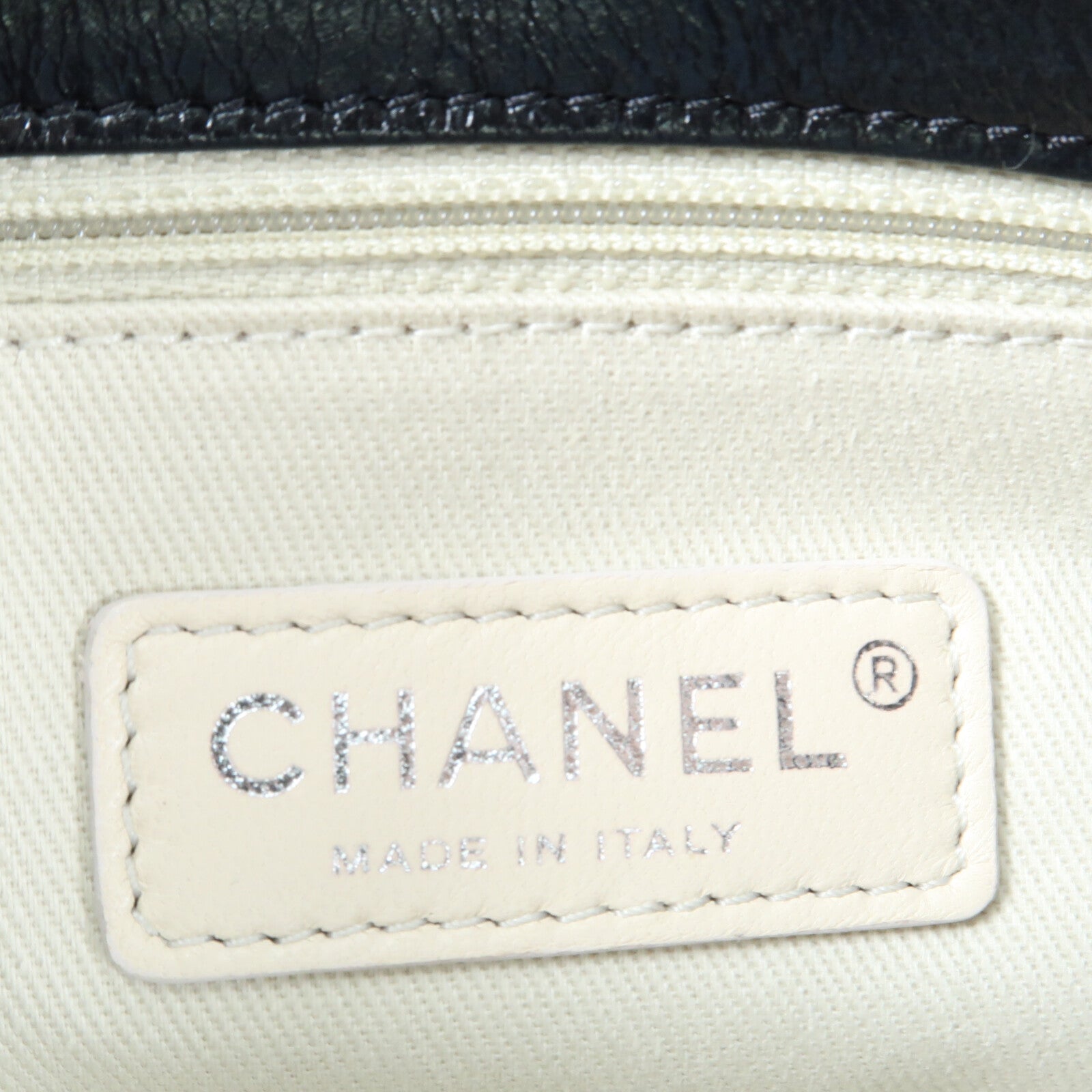 CHANEL 牛皮皮革Wild Stitch Tote銀扣鏈帶手挽袋