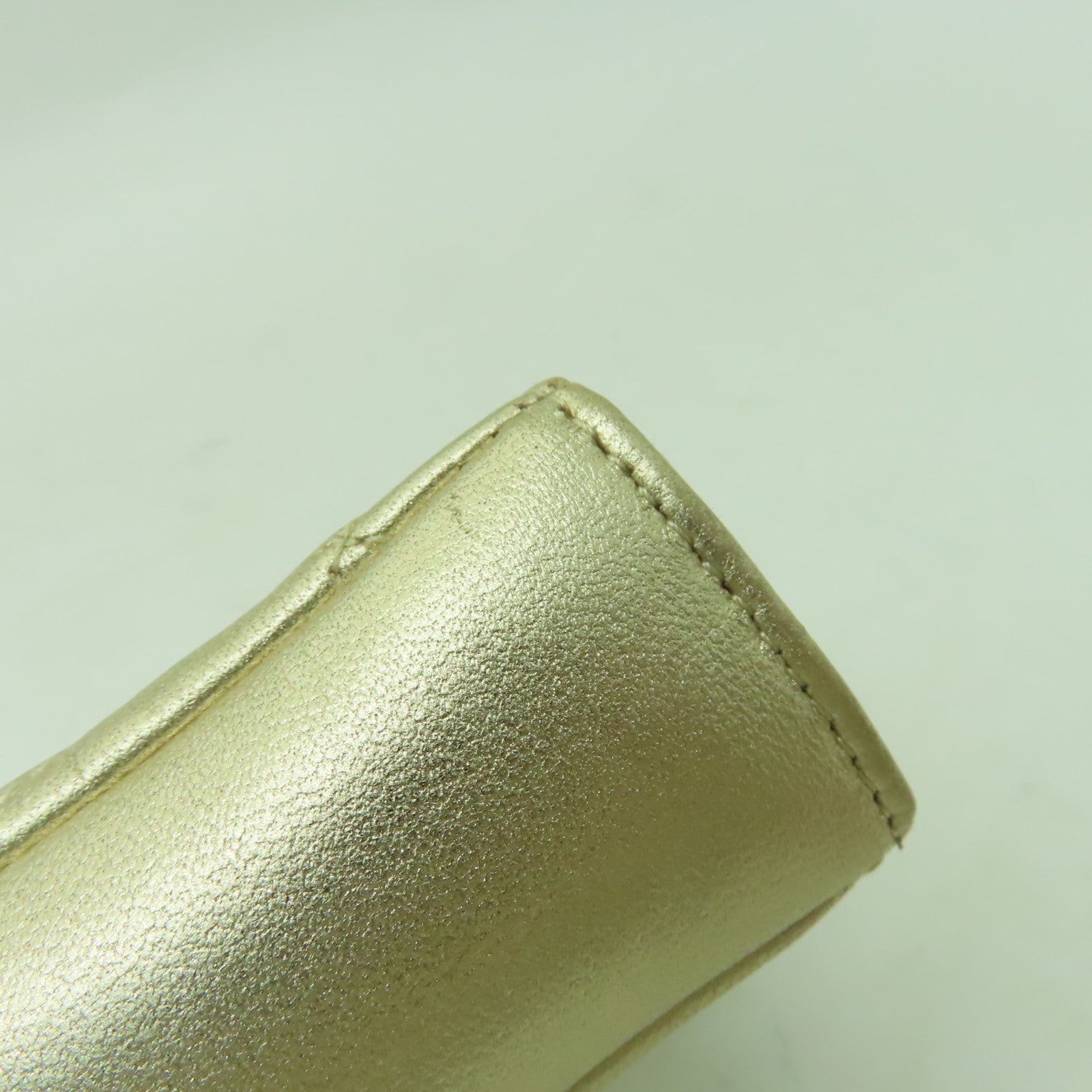 CHANEL 【激減優惠】牛皮皮革Wallet金扣錢包金色