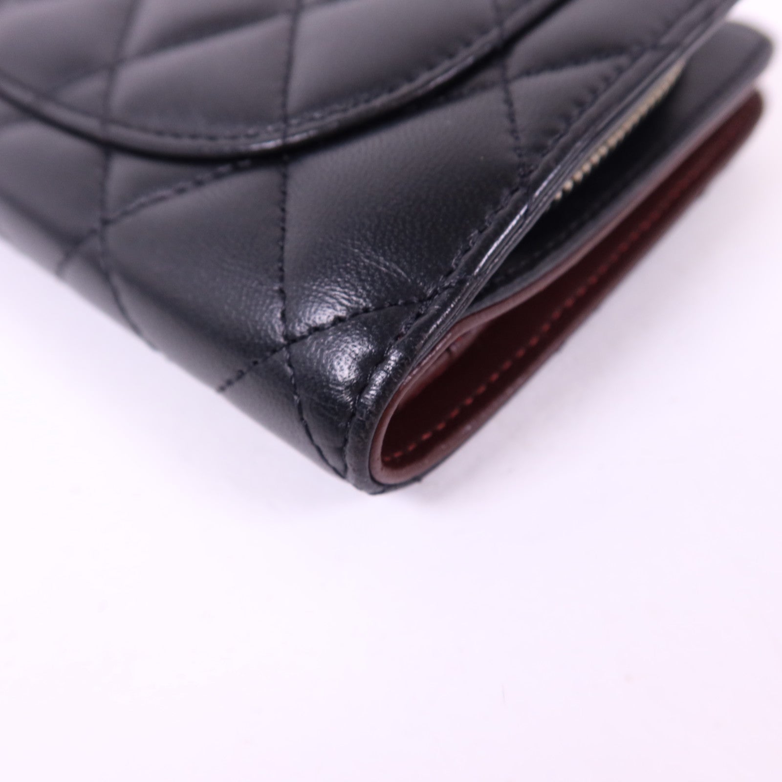 CHANEL 羊皮皮革Bifold Wallet銀扣錢包