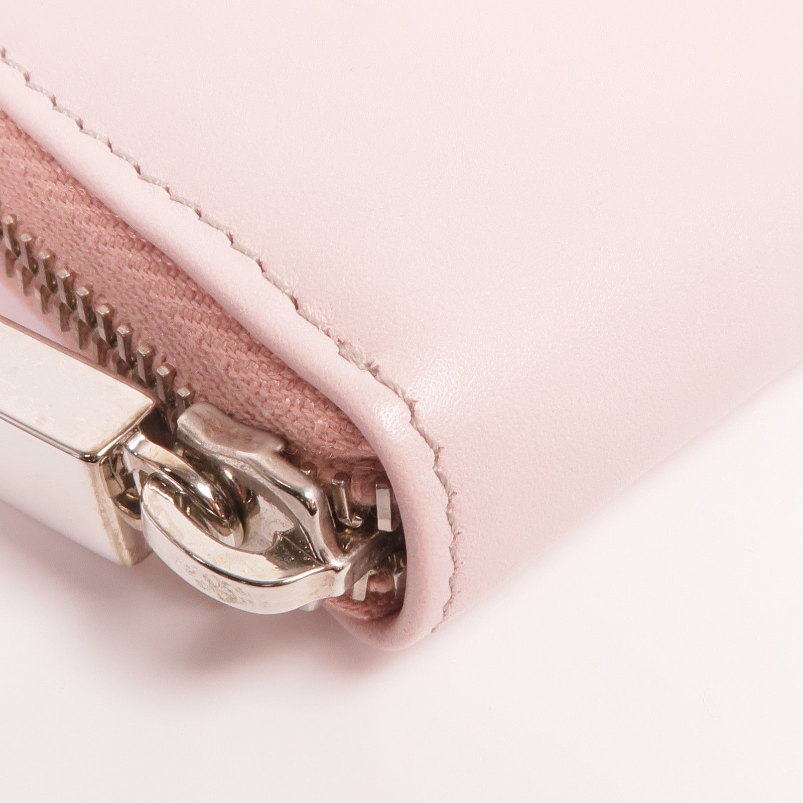 TOD'S 皮革Wallet銀扣錢包