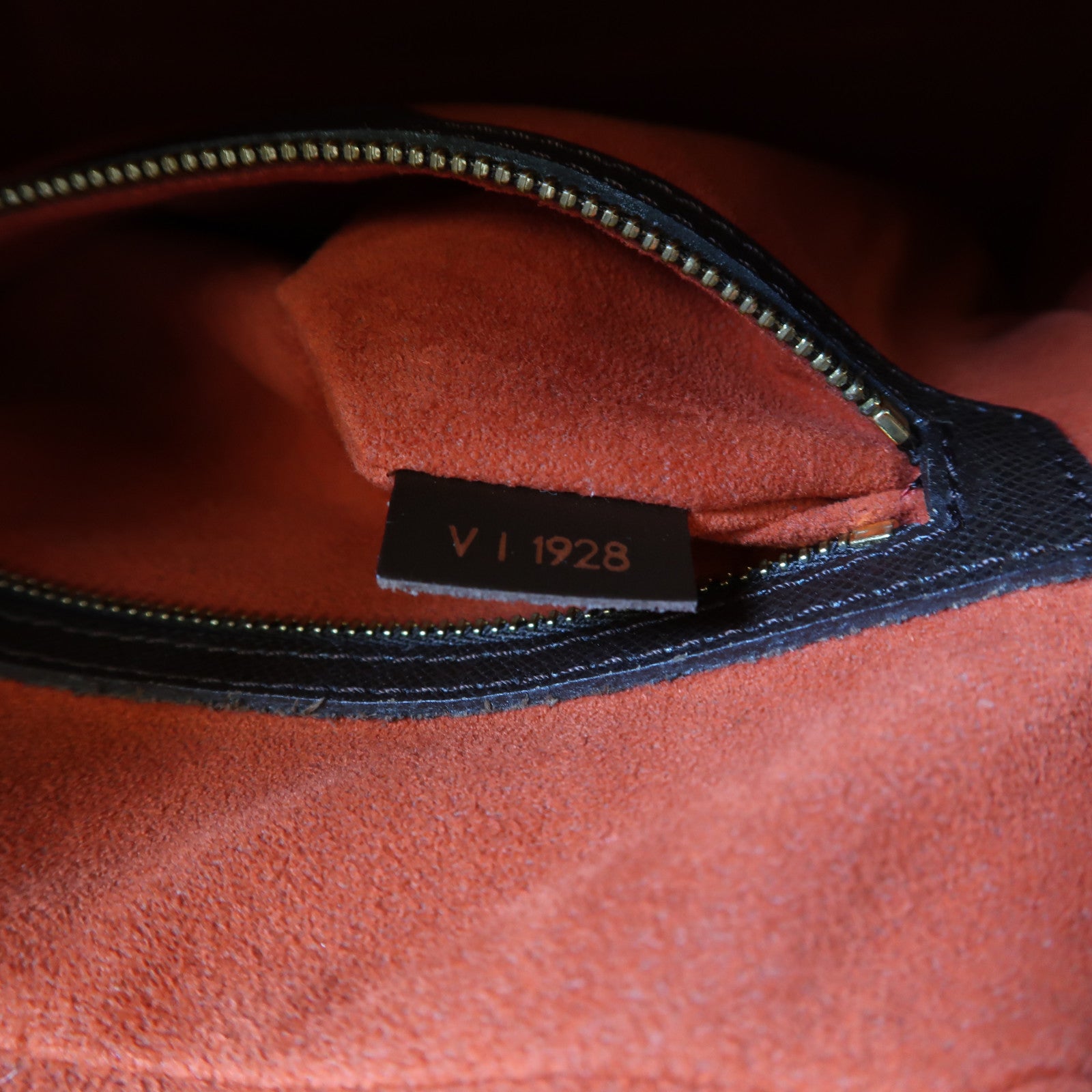 LOUIS VUITTON Damier Triana金扣手挽袋啡色