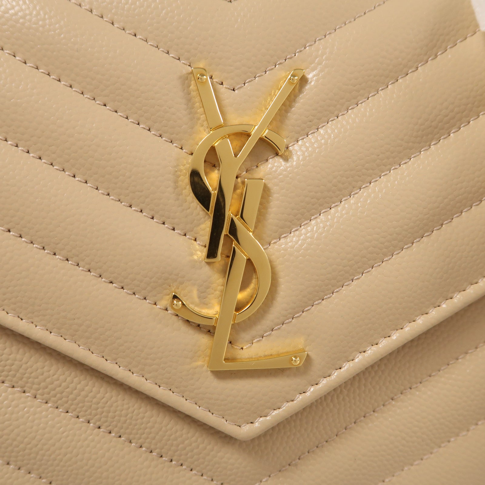 YVES SAINT LAURENT 牛皮皮革Chain Shoulder金扣肩背袋