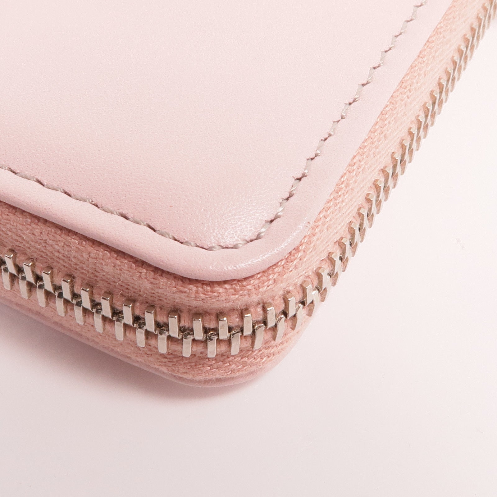 TOD'S 皮革Wallet銀扣錢包