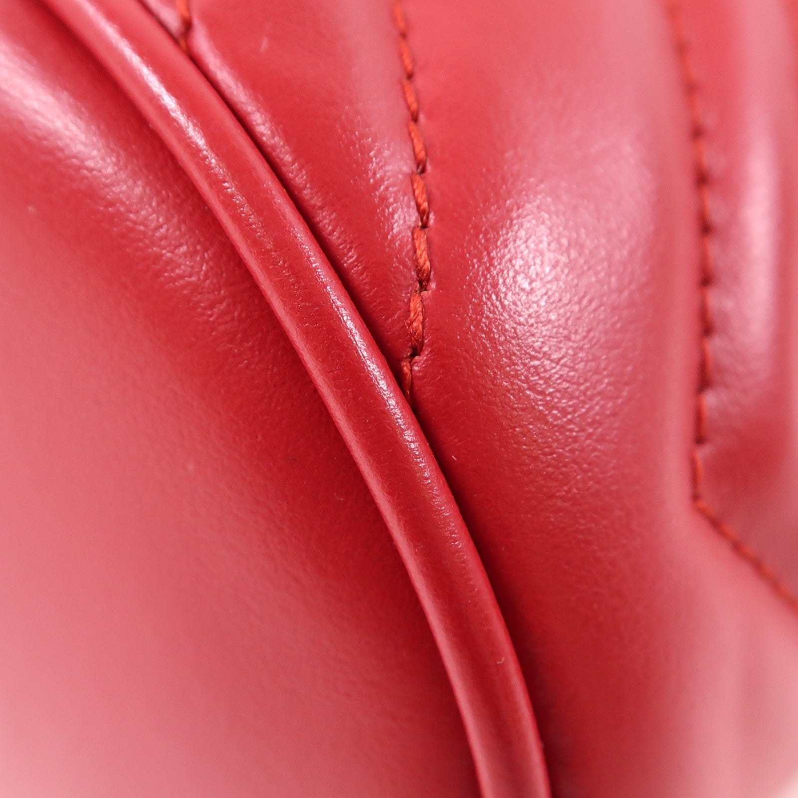 GUCCI GHW GG Marmont Bucket Chain Shoulder Bag 575163 Calfskin Leather Red