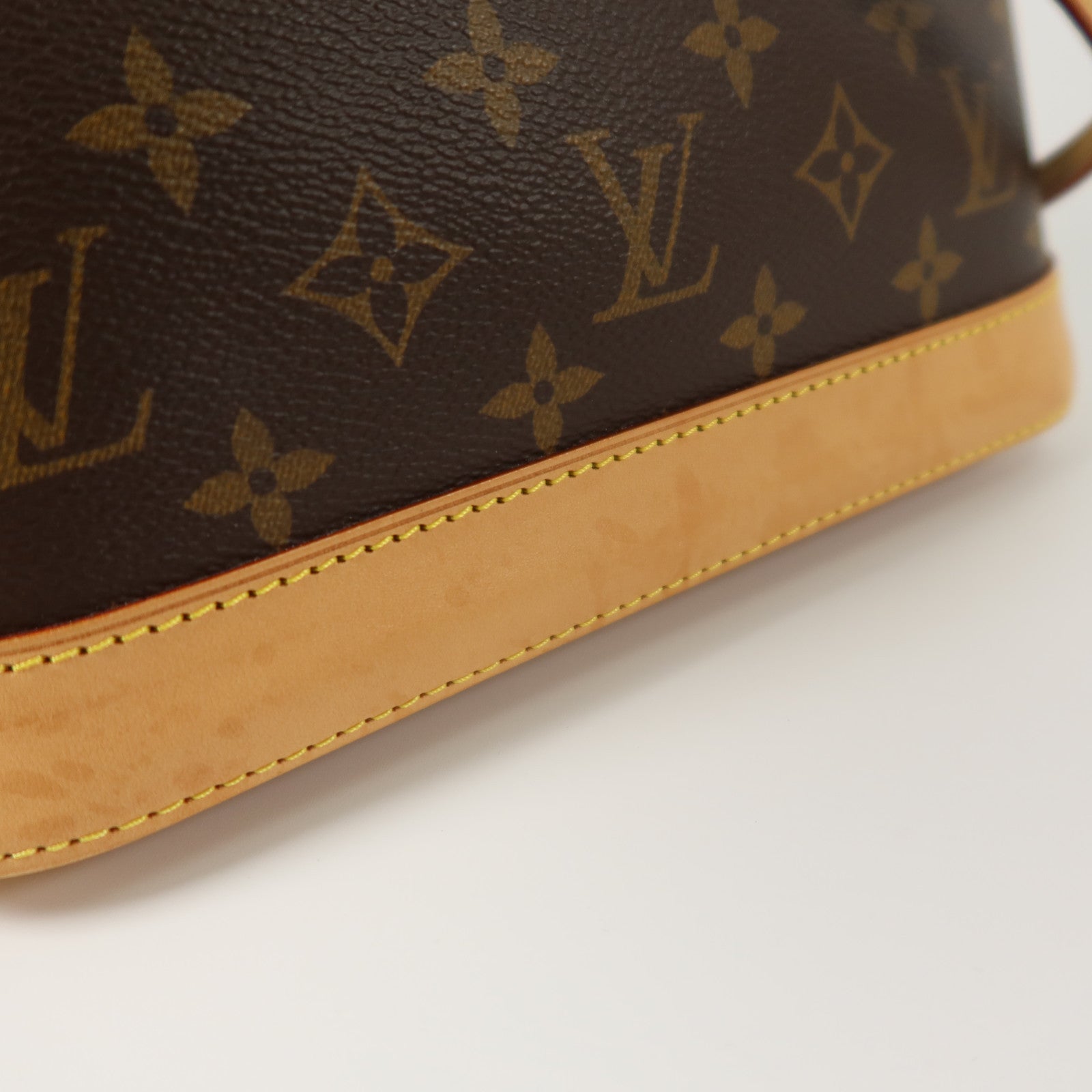 LOUIS VUITTON Monogram Alma BB金扣手挽肩背兩用袋