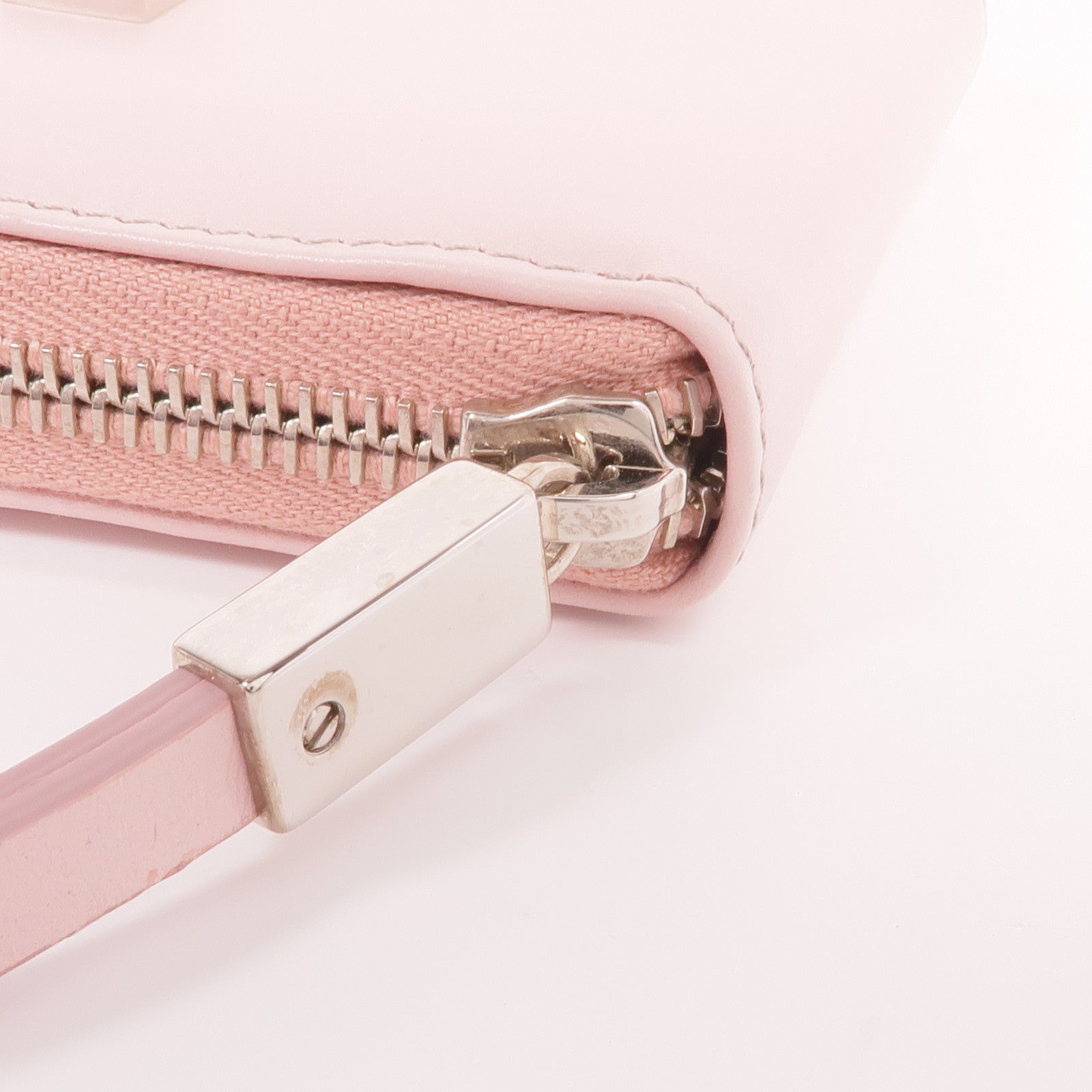 TOD'S 皮革Wallet銀扣錢包