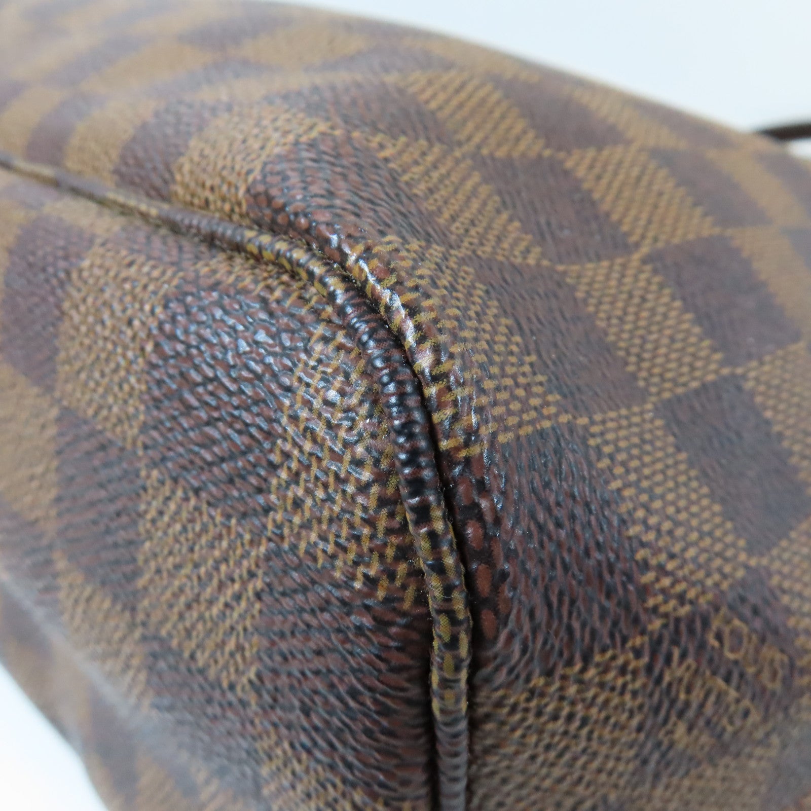 LOUIS VUITTON Damier Neverfull PM金扣手挽袋啡色