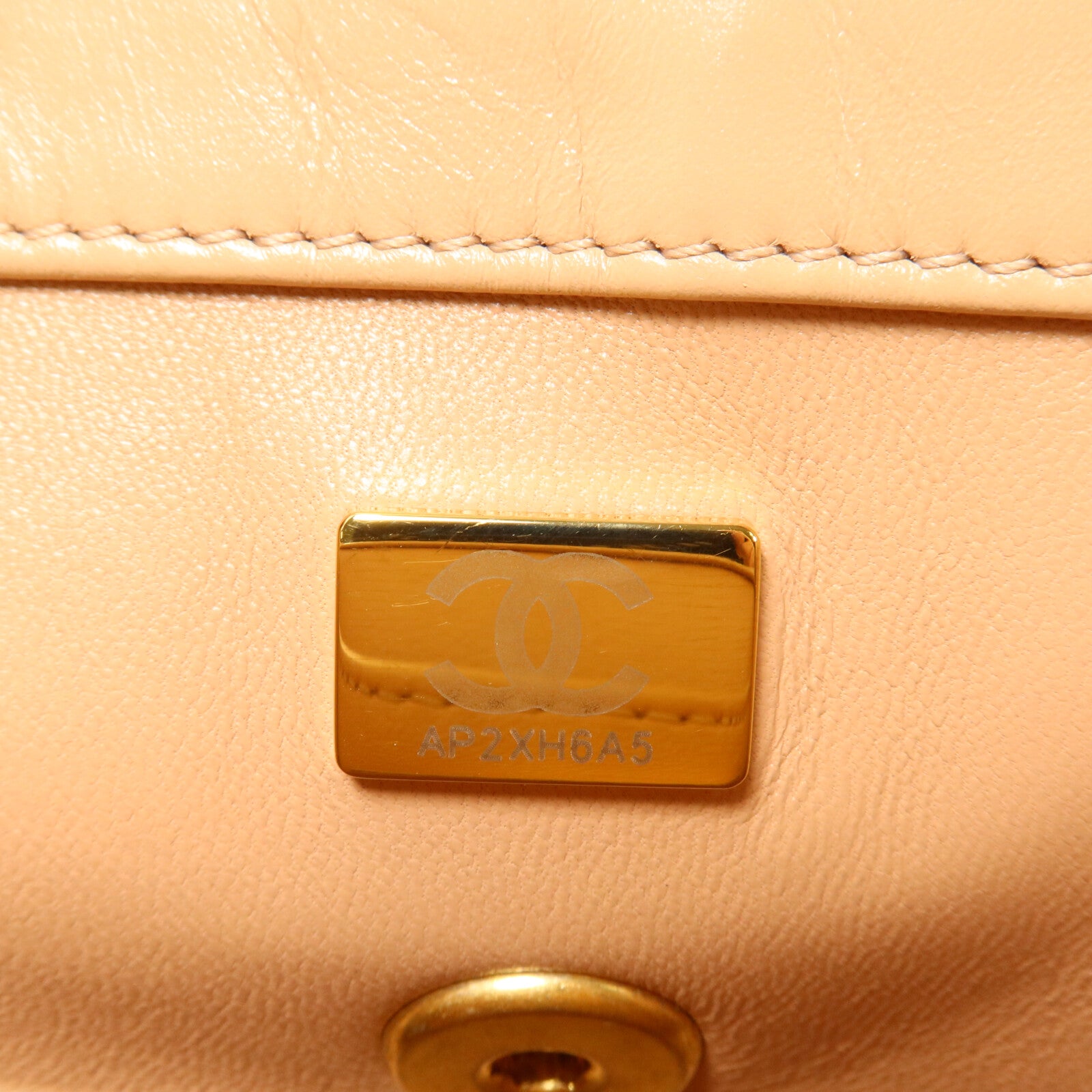 CHANEL 牛皮皮革Mini Flap Bag鏈帶肩背袋