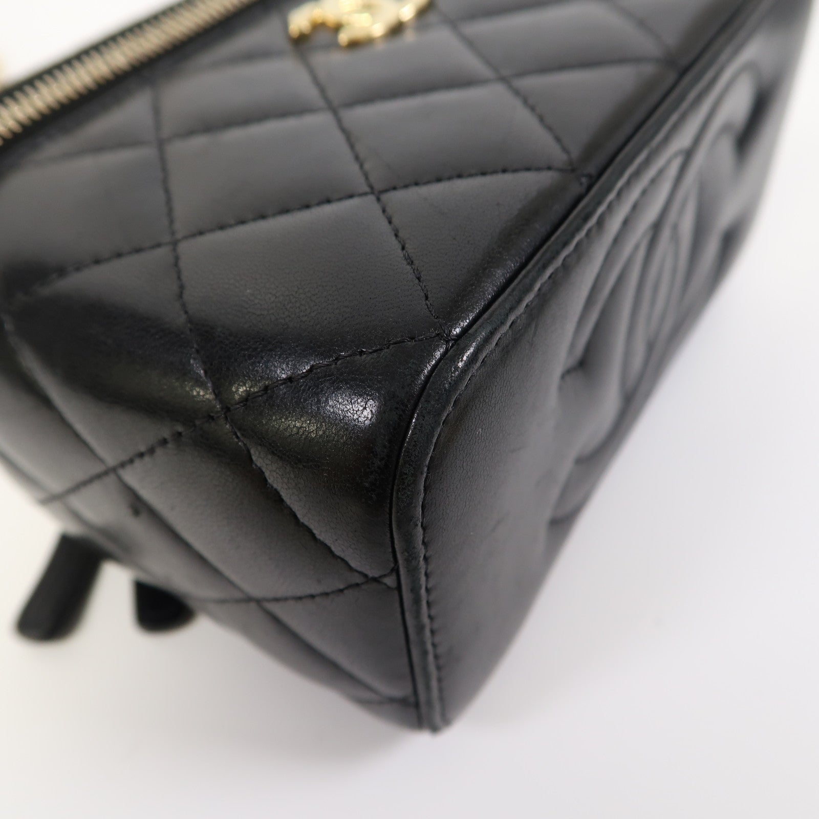 CHANEL 【激減優惠】菱格羊皮皮革Vanity Case金扣鏈帶肩背袋黑色