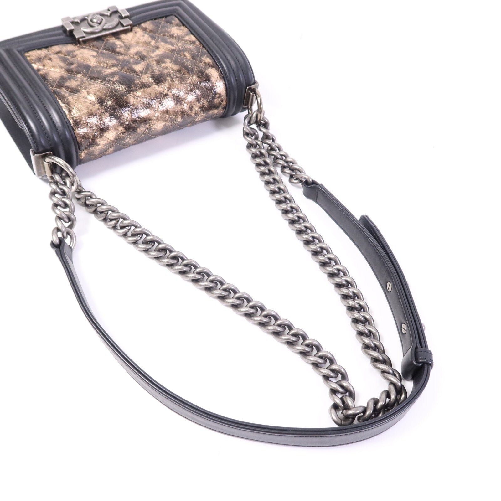 CHANEL 牛皮皮革Boy 20銀扣鏈帶肩背袋