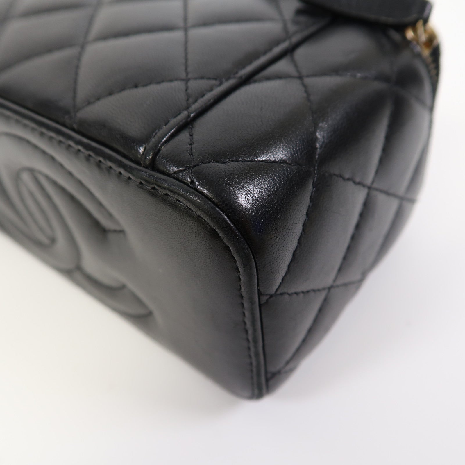 CHANEL 【激減優惠】菱格羊皮皮革Vanity Case金扣鏈帶肩背袋黑色