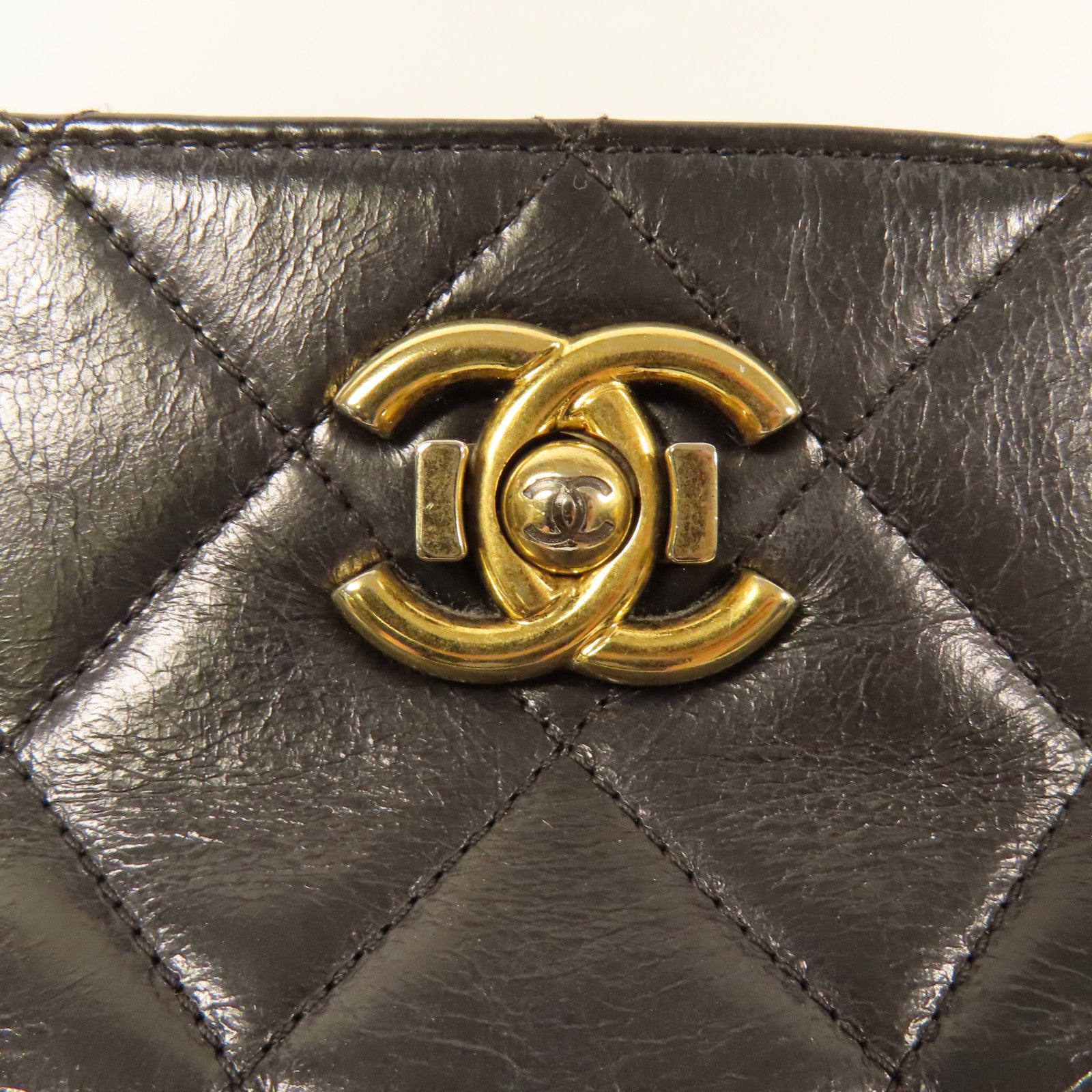 CHANEL 牛皮皮革Perfect Edge Tote金扣肩背袋