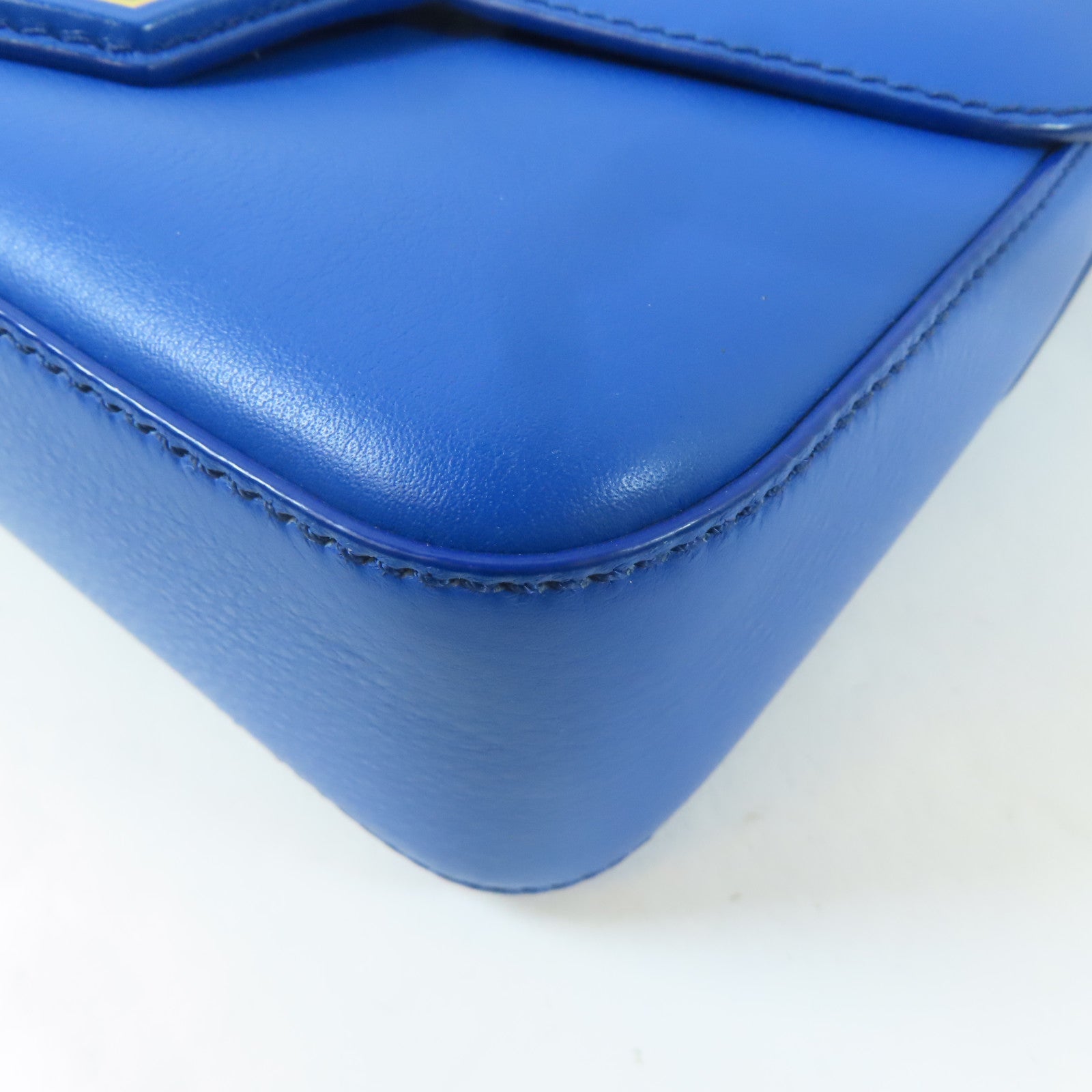 GIVENCHY 【激減優惠】牛皮皮革Nobile Bag金扣肩背袋藍色