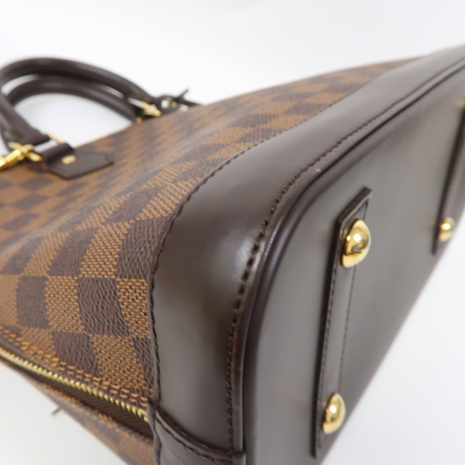 LOUIS VUITTON Damier Alma PM金扣手挽袋啡色