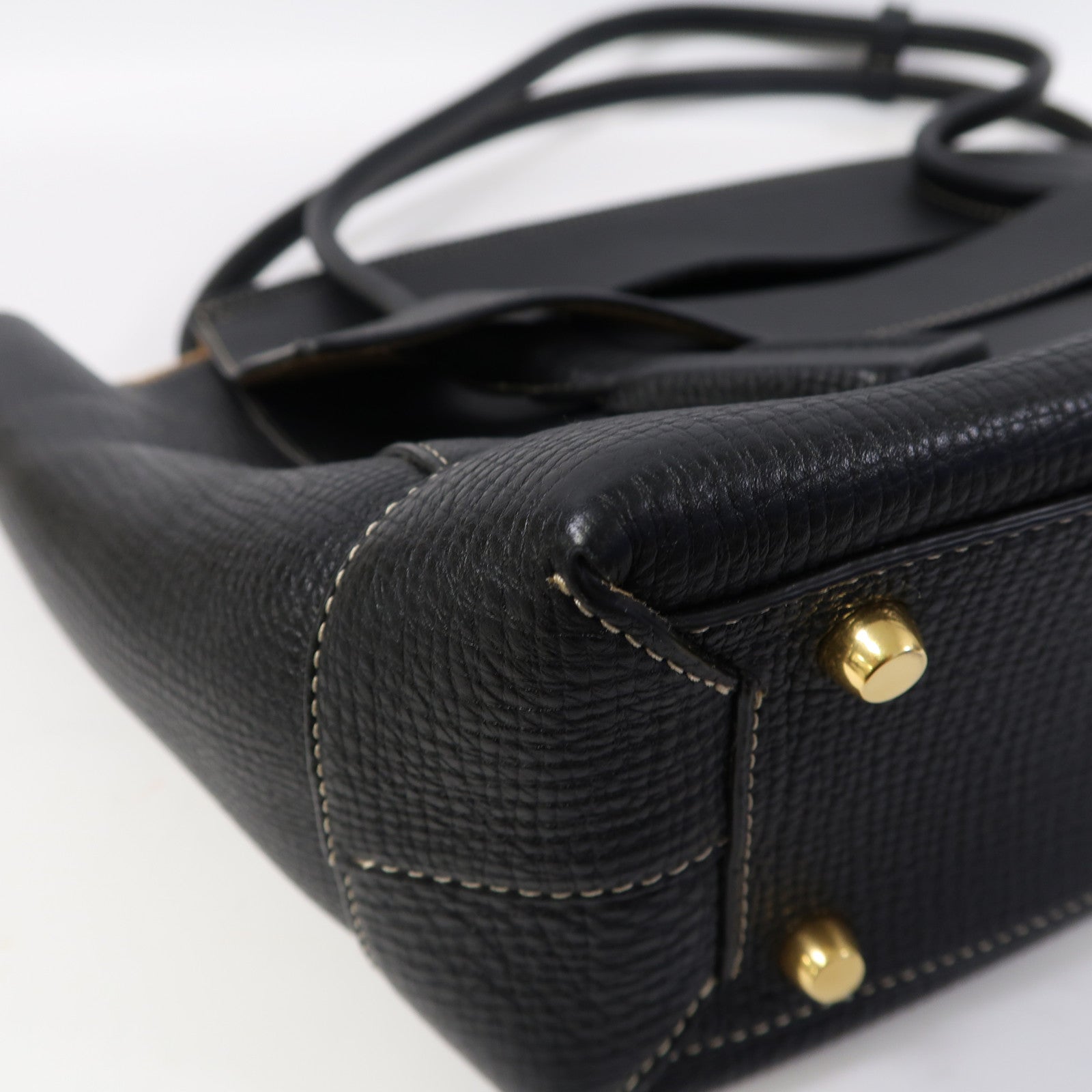 BOTTEGA VENETA 牛皮皮革Tote Bag金扣肩背袋黑色
