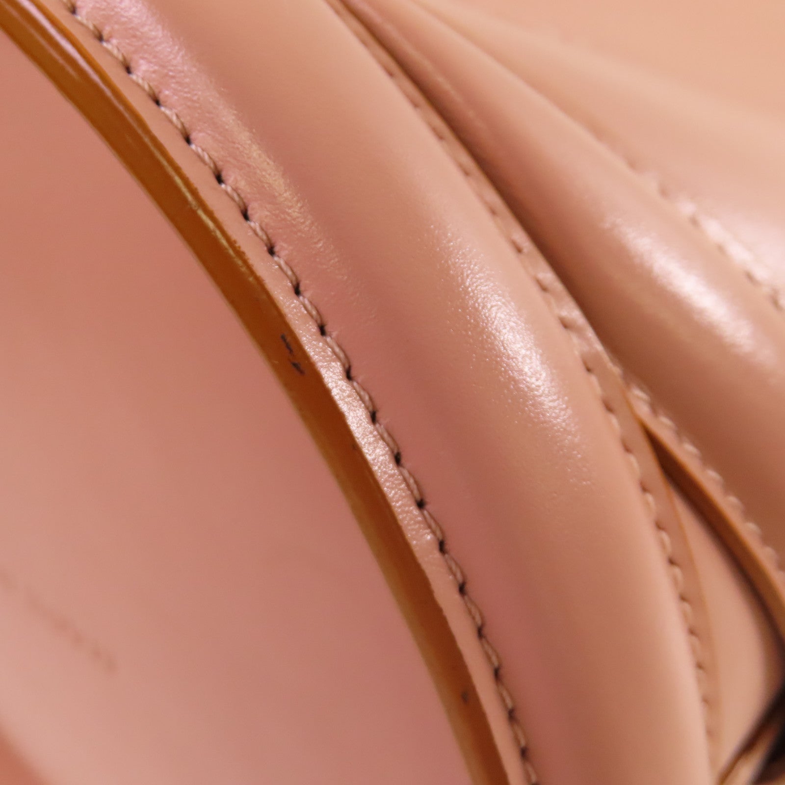Alexander McQueen 牛皮皮革Shoulder Bag肩背袋粉紅色