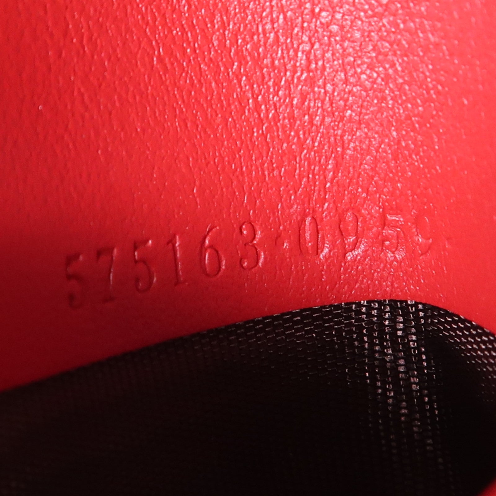 GUCCI 【激減優惠】牛皮皮革GG Marmont Mini Bucket金扣鏈帶肩背袋