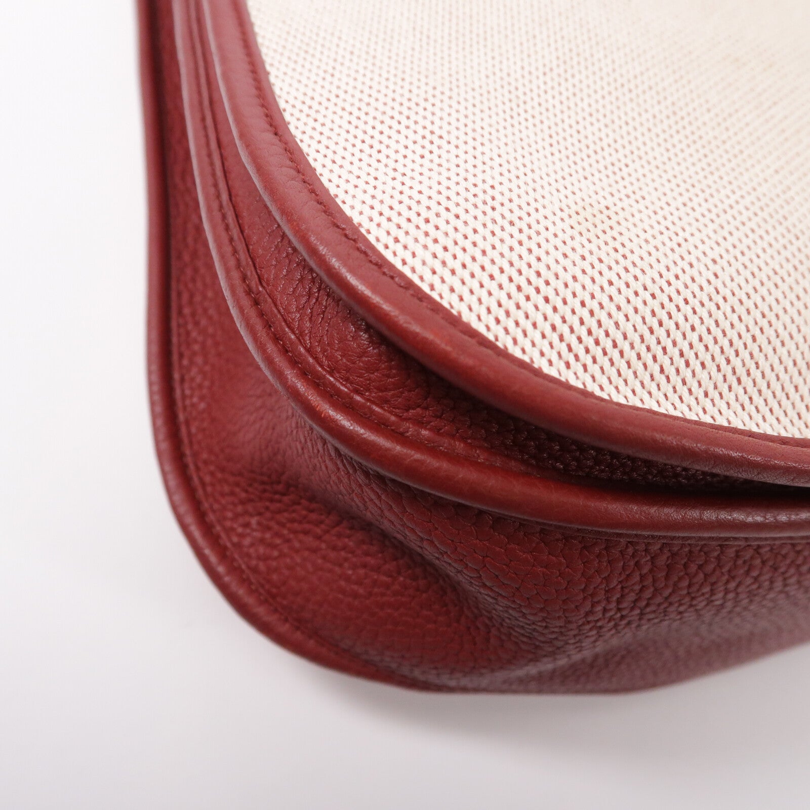HERMES 帆布/Clemence皮革Evelyne PM肩背袋Rouge