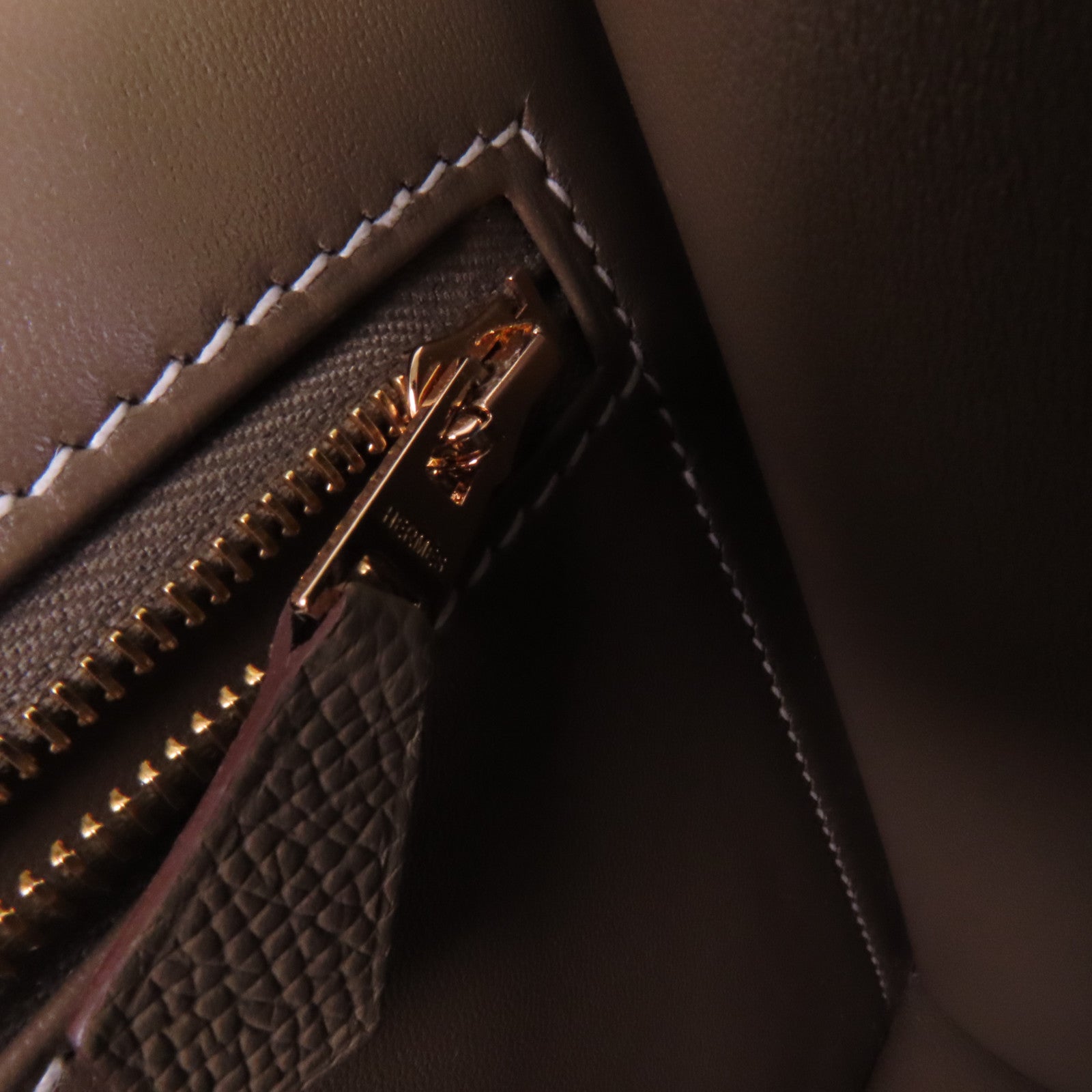 HERMES Epsom皮革Constance 24金扣肩背袋