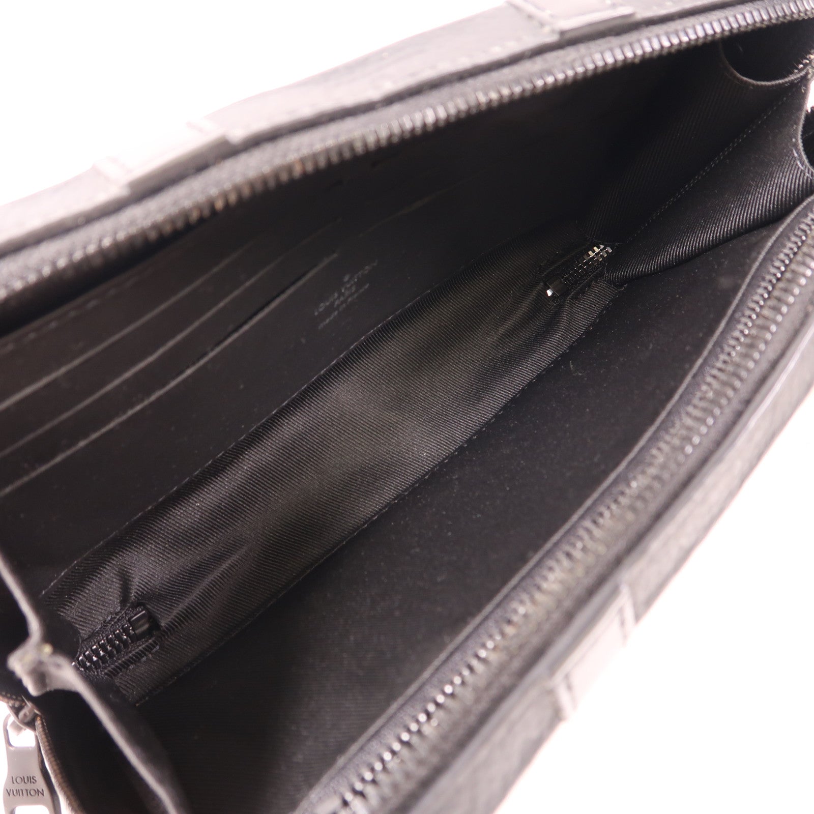 LOUIS VUITTON 【激減優惠】Monogram Taurillon Soft Trunk肩背袋