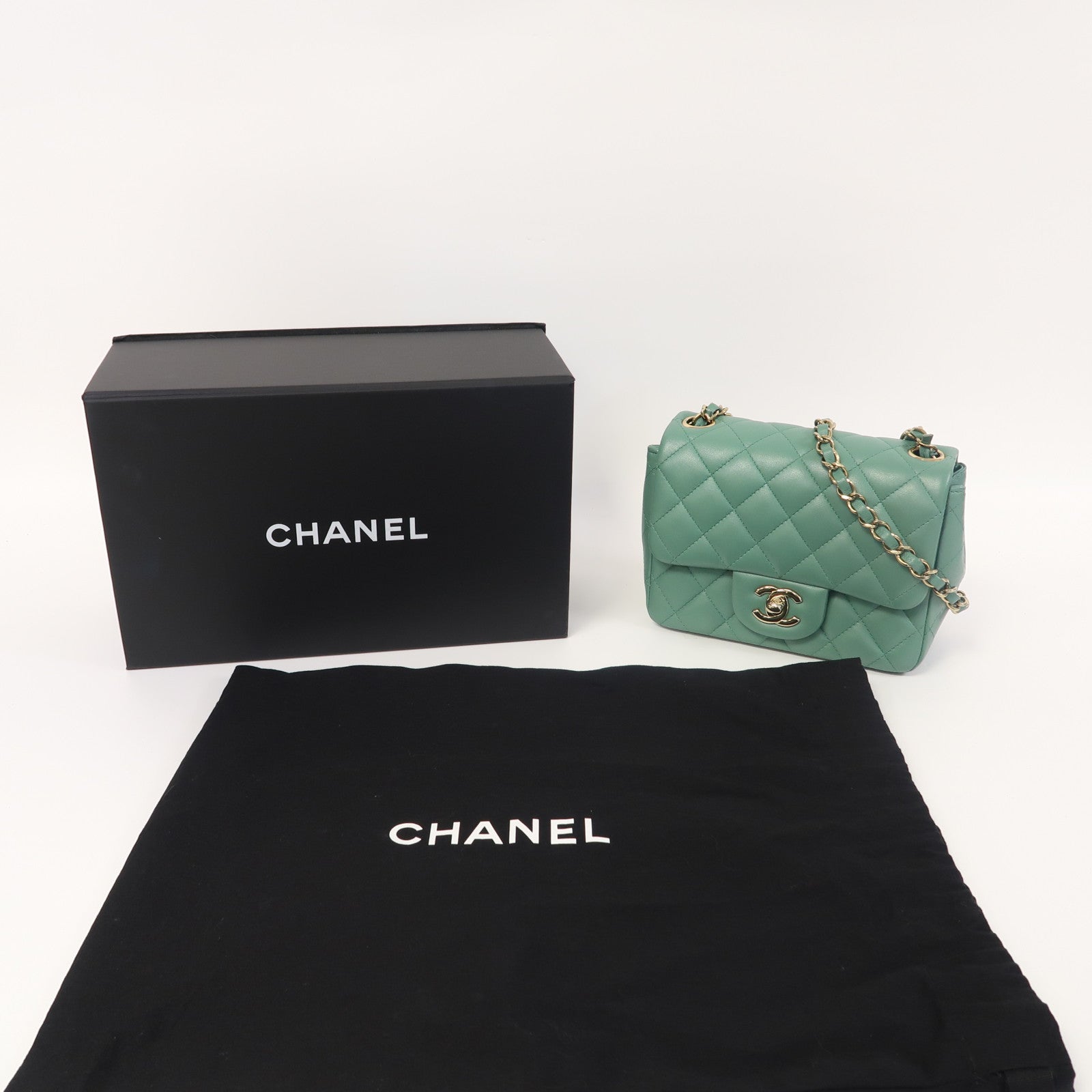 CHANEL 【激減優惠】菱格羊皮皮革Mini Classic 17金扣肩背袋綠色