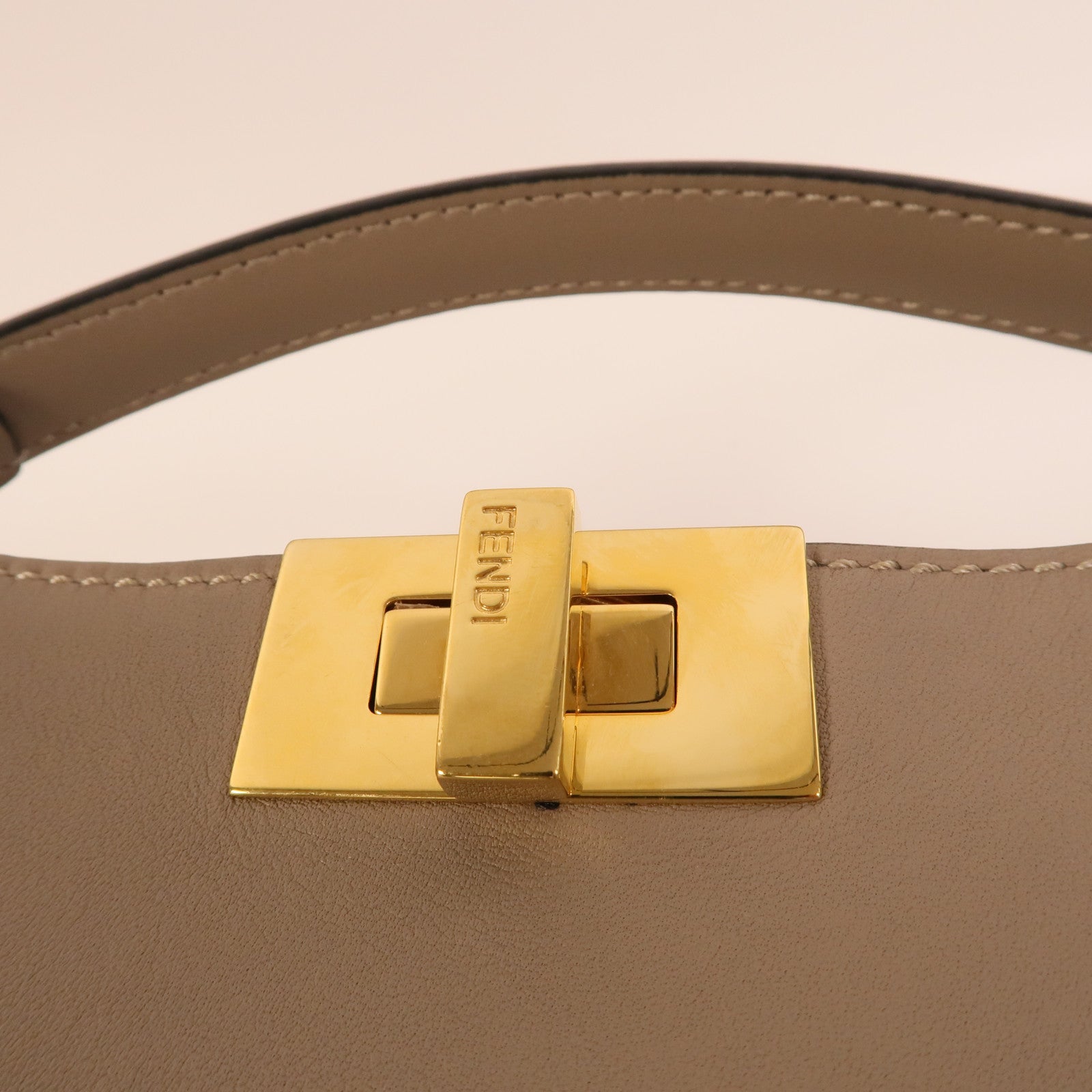 FENDI 牛皮皮革Peekaboo Small手挽肩背兩用袋