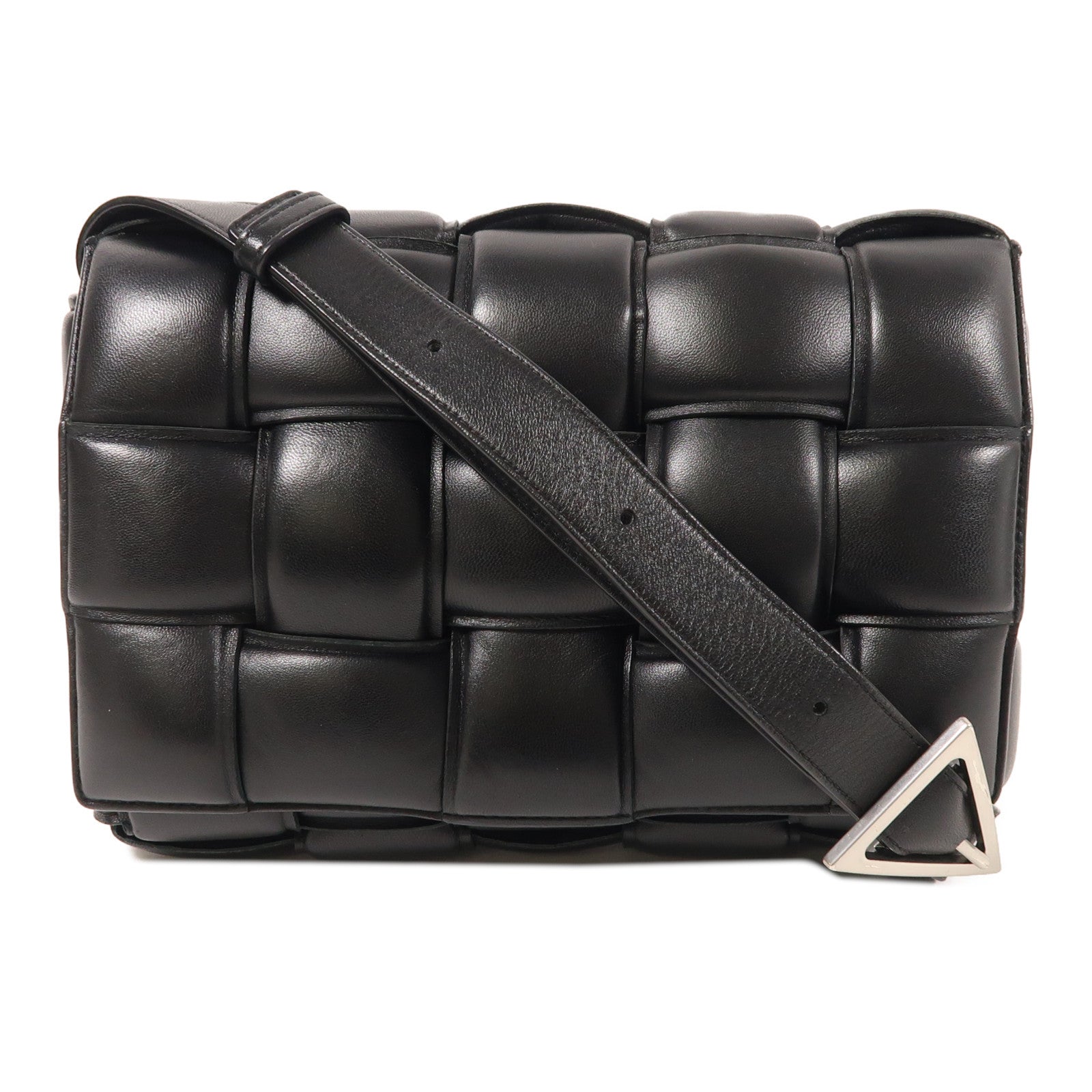 BOTTEGA VENETA 羊皮皮革Padded Cassette銀扣肩背袋