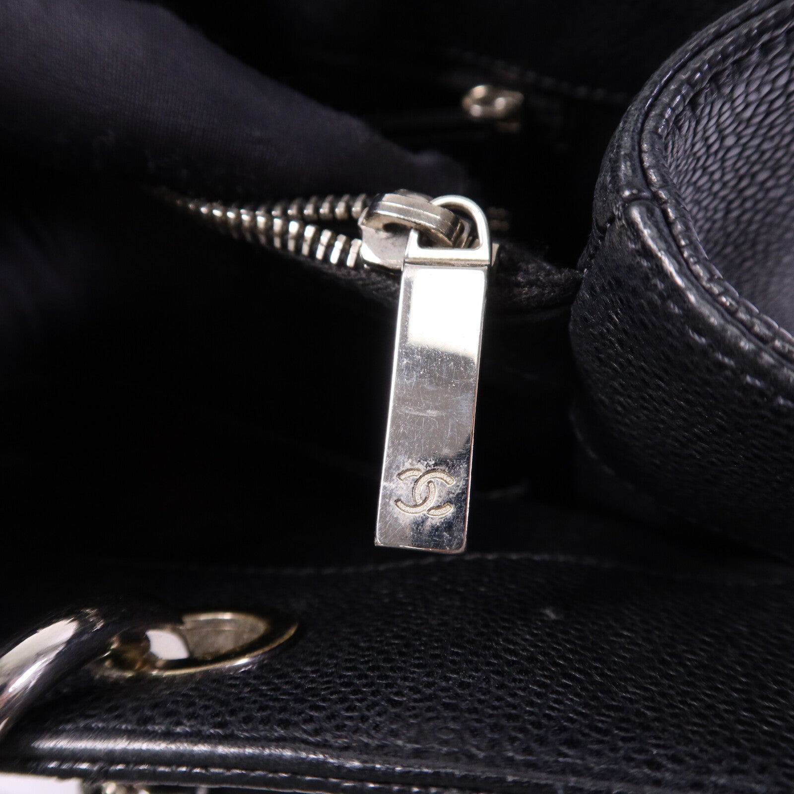 CHANEL 牛皮皮革GST銀扣鏈帶肩背袋