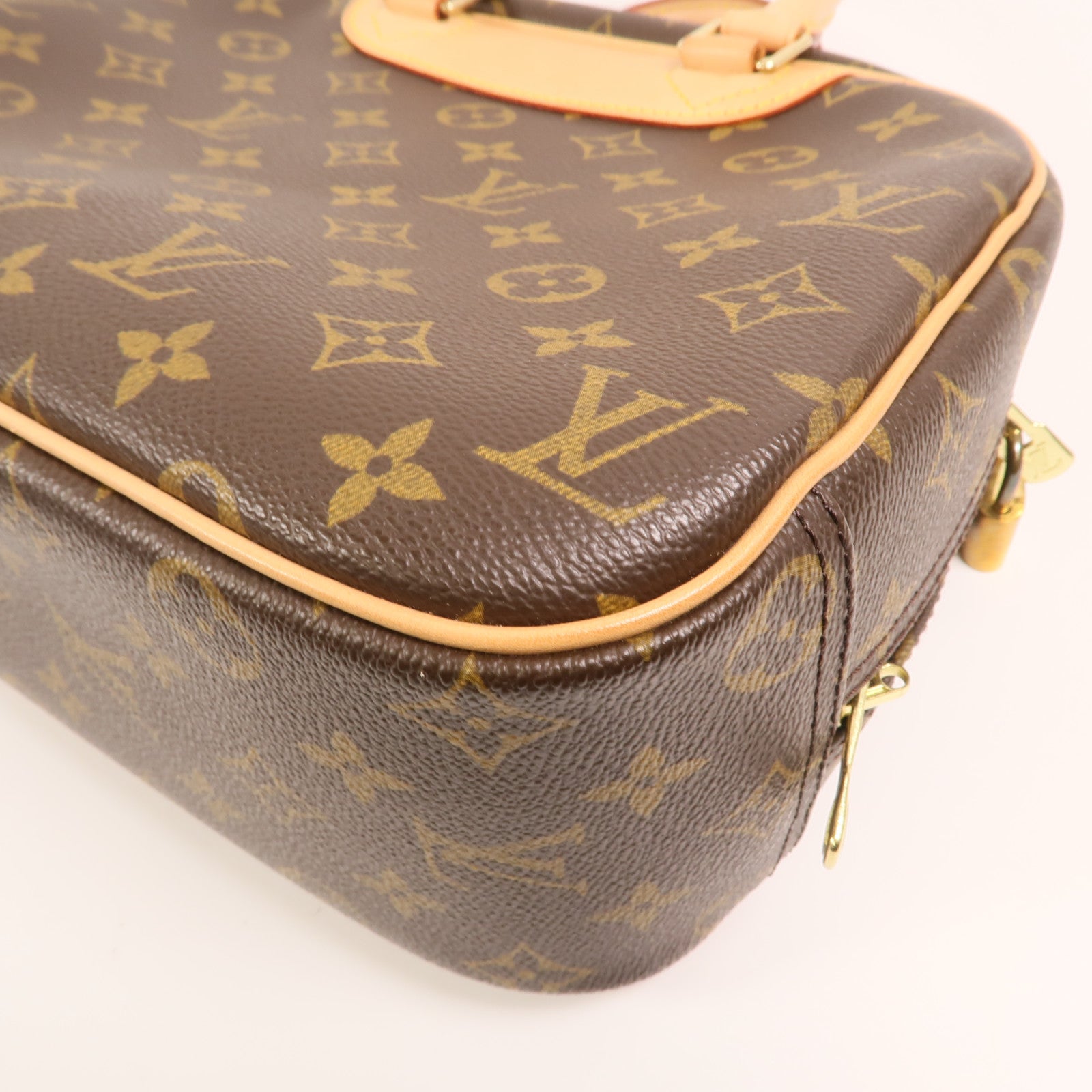 LOUIS VUITTON Monogram Trouville金扣手挽袋