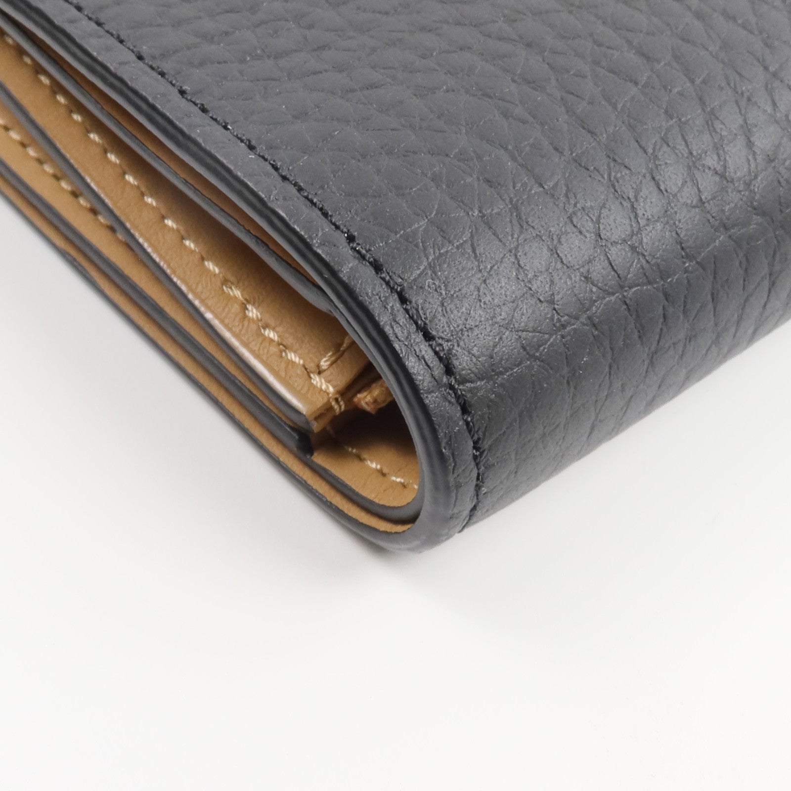 LOUIS VUITTON Taurilloni皮革Vertical Capucines Wallet錢包