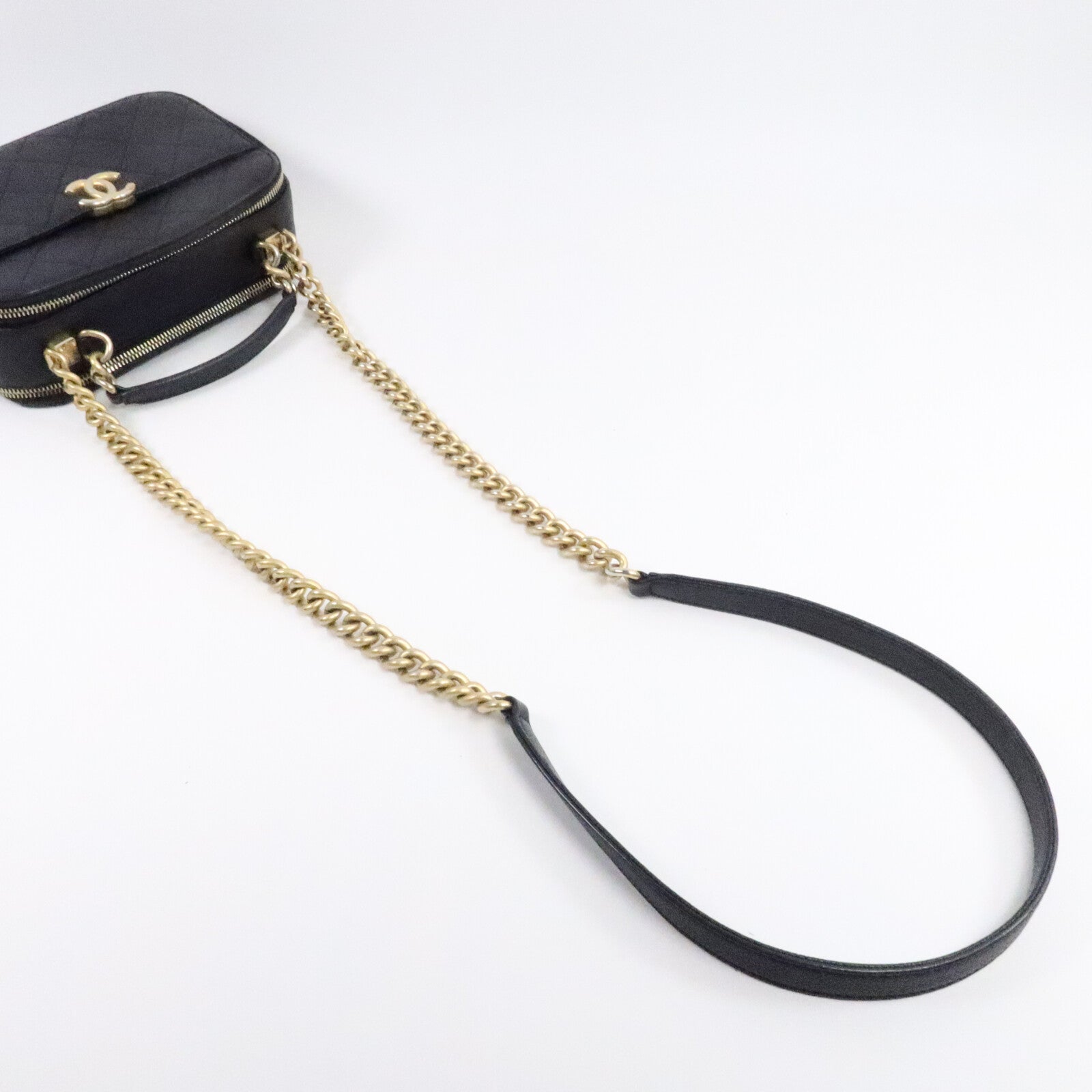 CHANEL 牛皮皮革Camera Bag鏈帶肩背袋