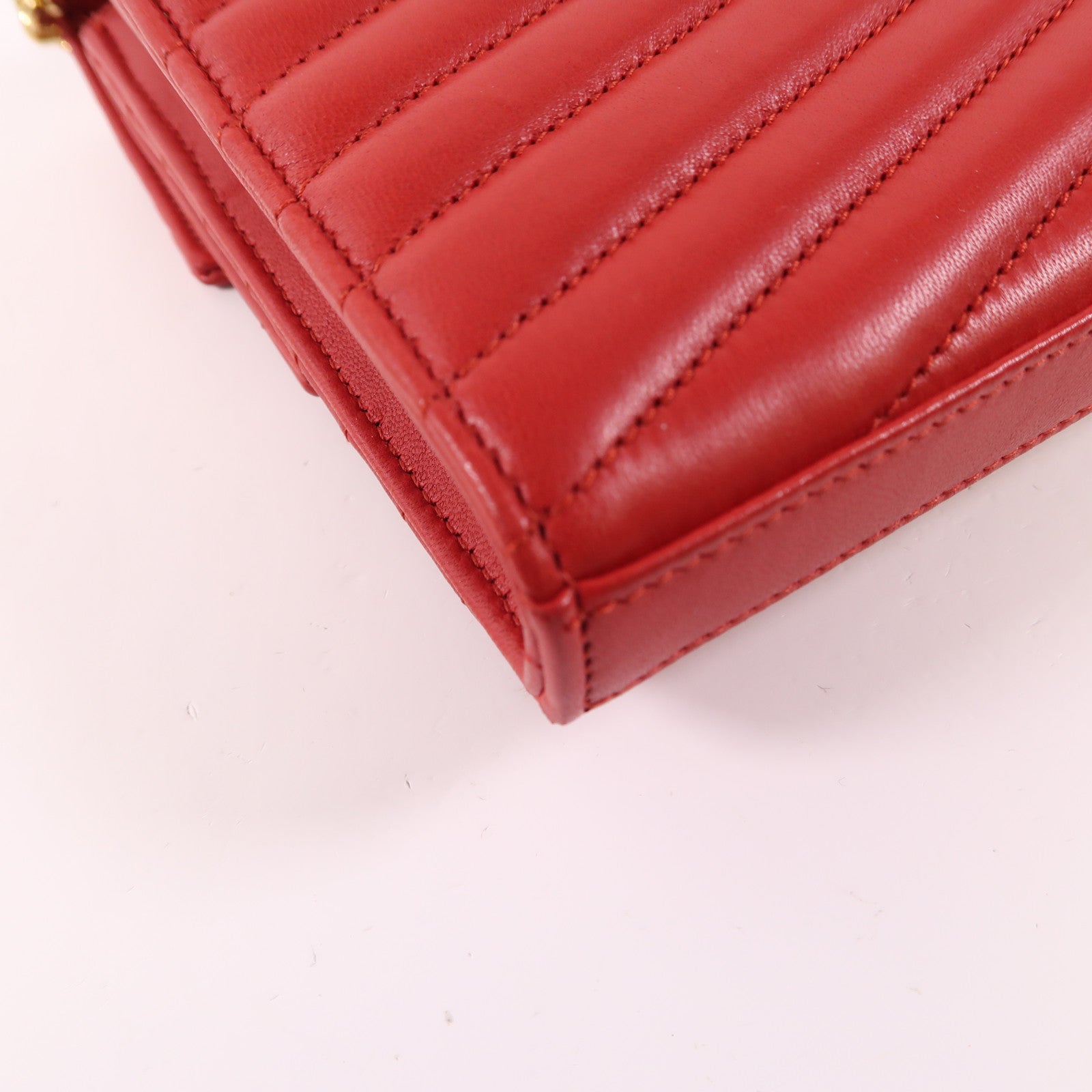 SAINT LAURENT 羊皮皮革Chain Shoulder Bag金扣鏈帶肩背袋