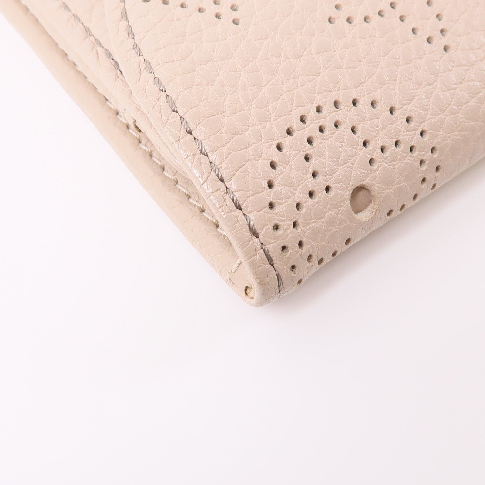 LOUIS VUITTON 【激減優惠】Monogram Mahina Amelia Coquille Long Wallet金扣長錢包米色