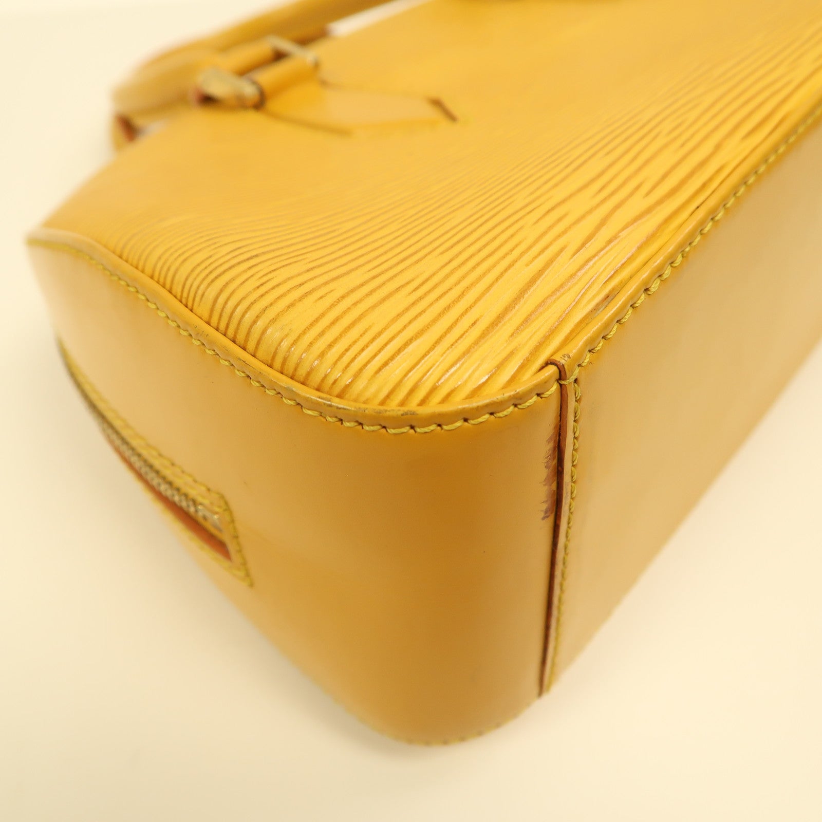 LOUIS VUITTON【激減優惠】 Epi皮革Jasmin金扣手挽袋黃色