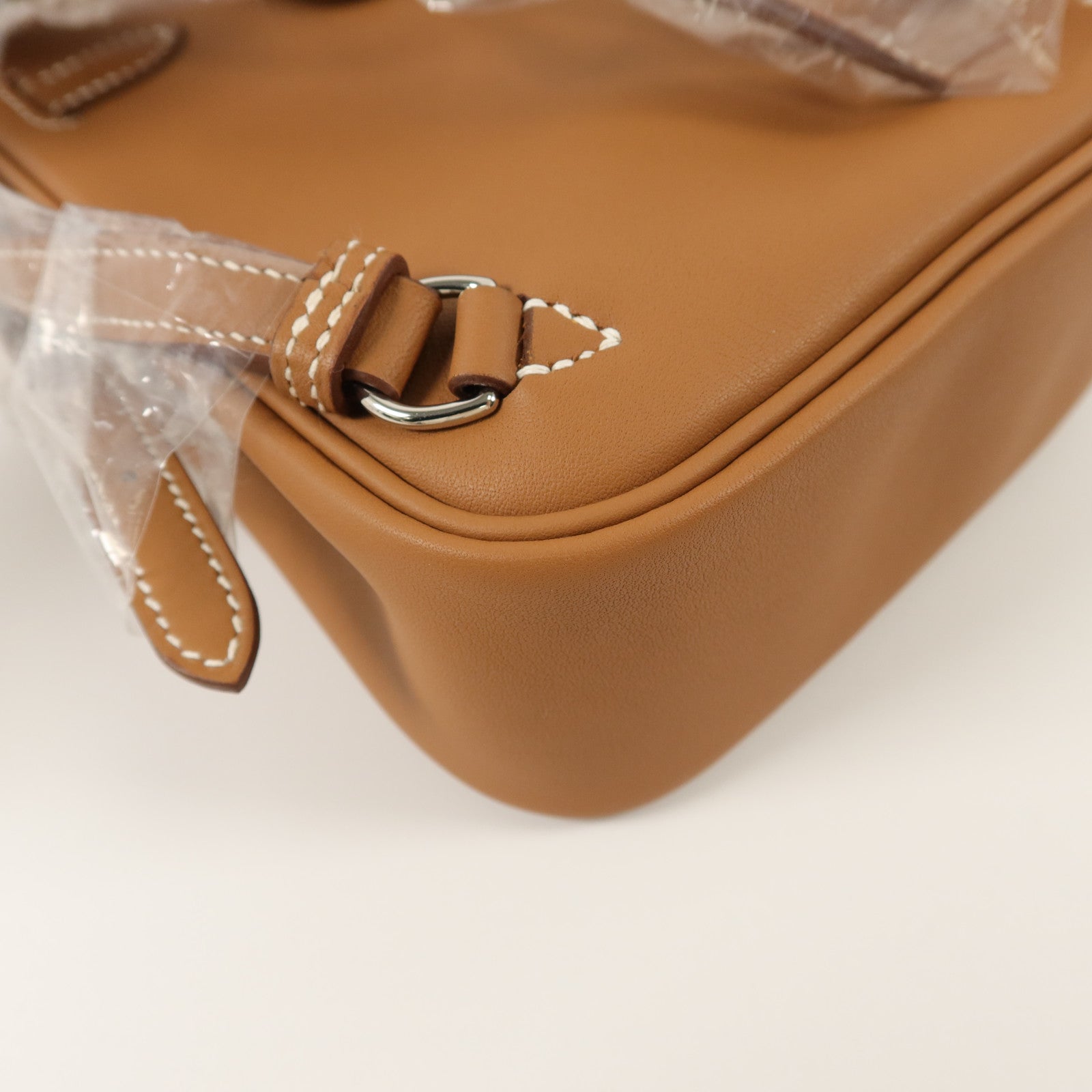 HERMES Swift皮革Kelly Jump背包Gold