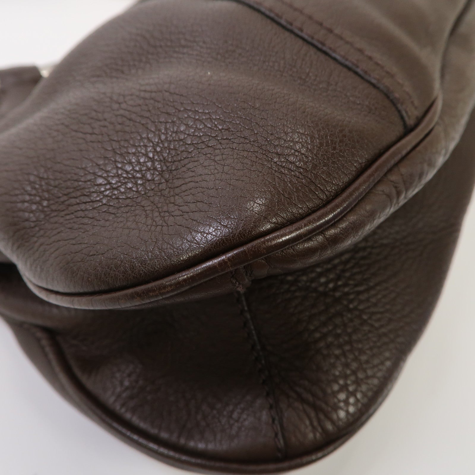 PRADA 牛皮皮革Ring Handle Bag銀扣手挽袋啡色