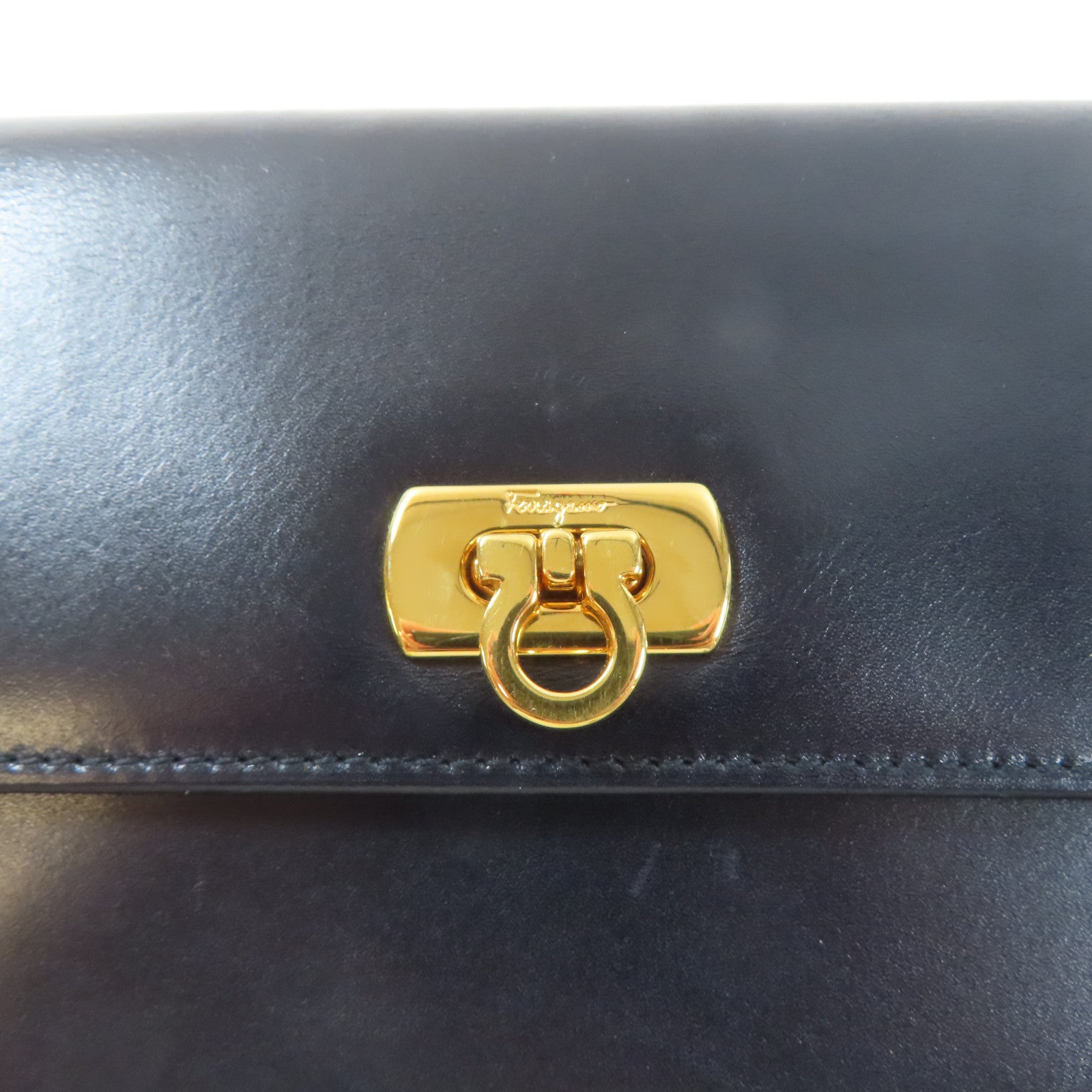 Salvatore Ferragamo 羊皮皮革Wallet金扣錢包黑色