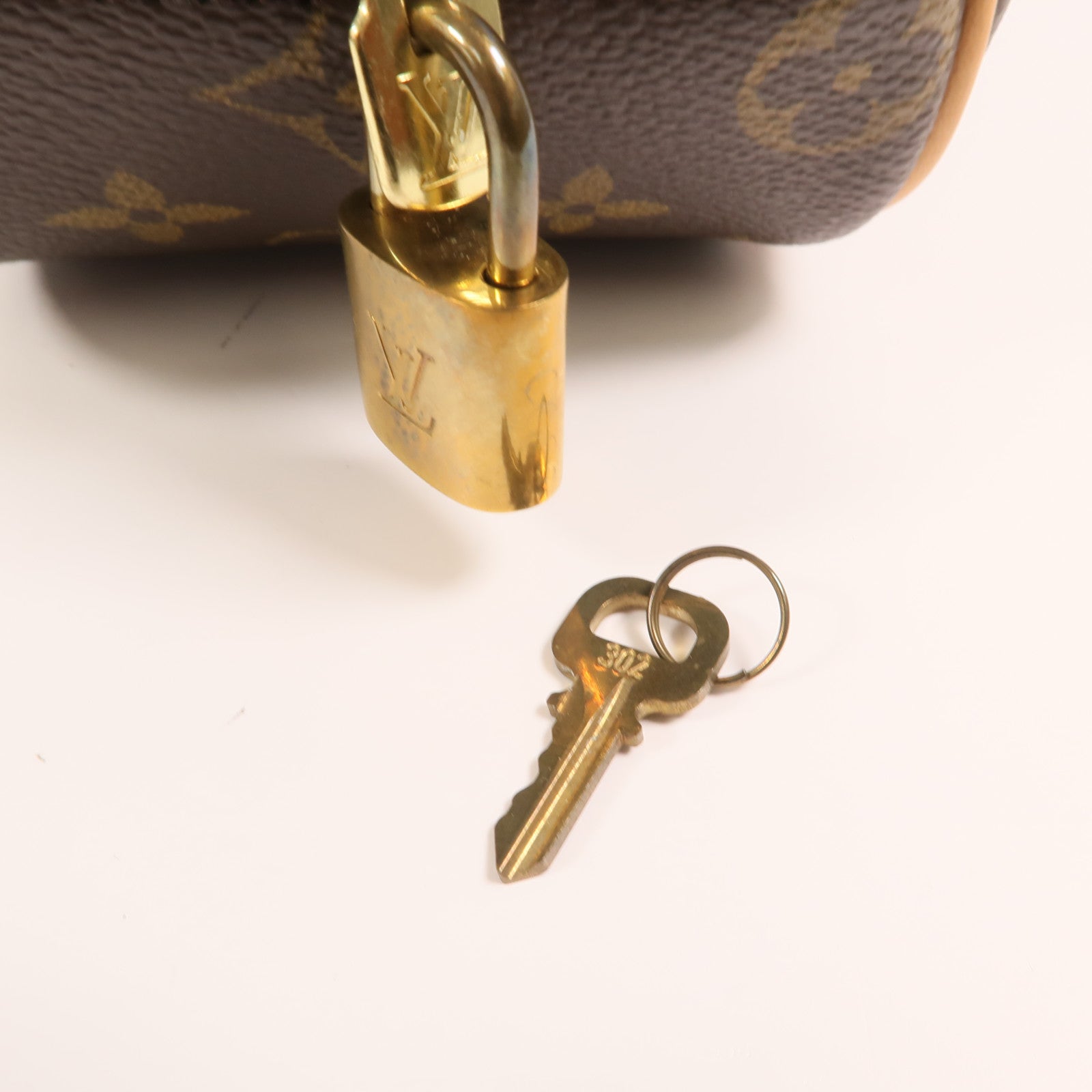 LOUIS VUITTON Monogram Trouville金扣手挽袋