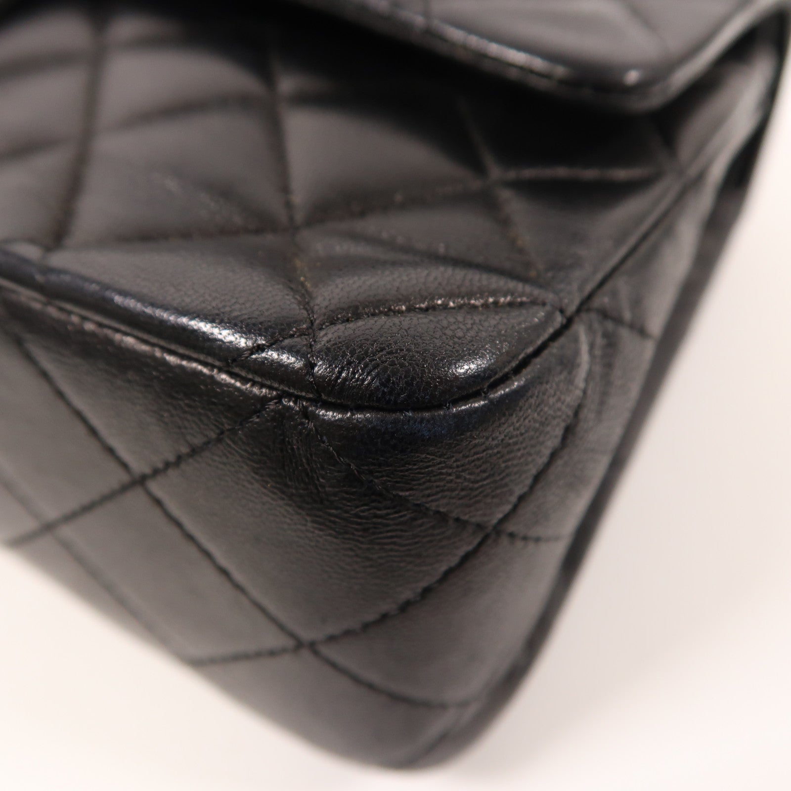 CHANEL 羊皮皮革Classic 25金扣鏈帶肩背袋