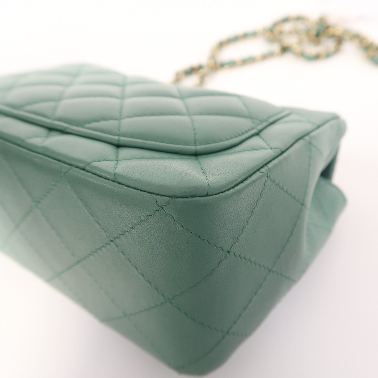 CHANEL 【激減優惠】菱格羊皮皮革Mini Classic 17金扣肩背袋綠色