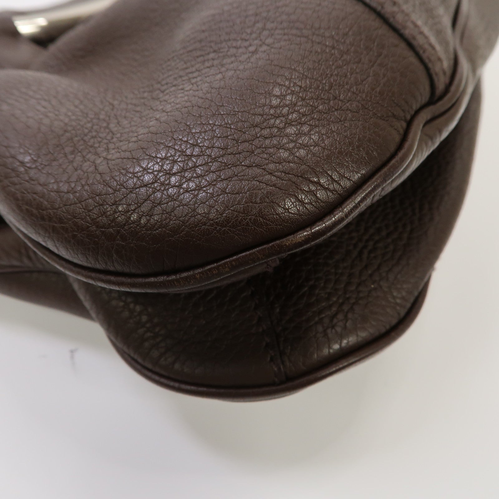 PRADA 牛皮皮革Ring Handle Bag銀扣手挽袋啡色