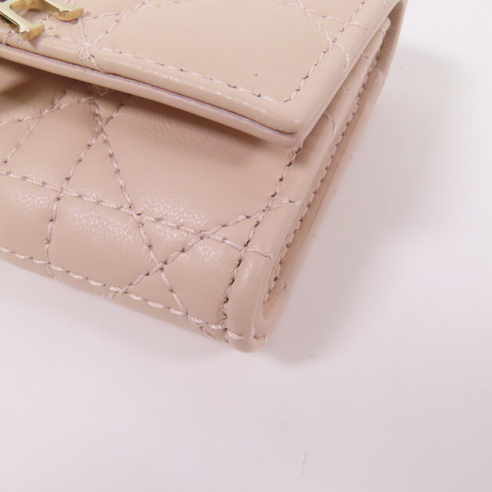 Dior 羊革皮革Caro Dahlia金扣卡片套