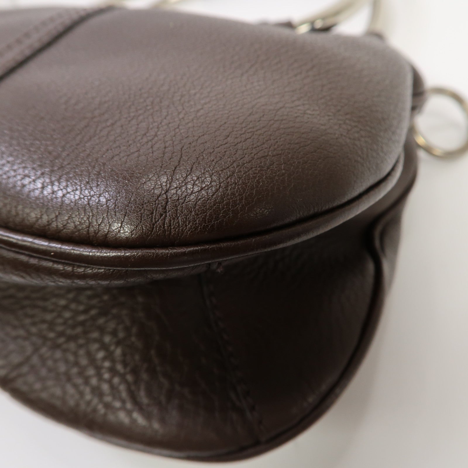 PRADA 牛皮皮革Ring Handle Bag銀扣手挽袋啡色