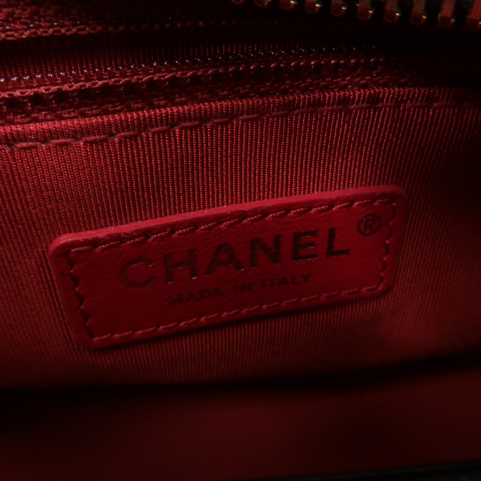 CHANEL 牛皮皮革Gabrielle Small鏈帶肩背袋