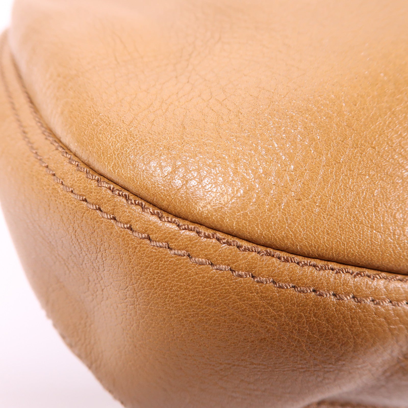 BURBERRY 牛皮皮革Shoulder Bag金扣肩背袋