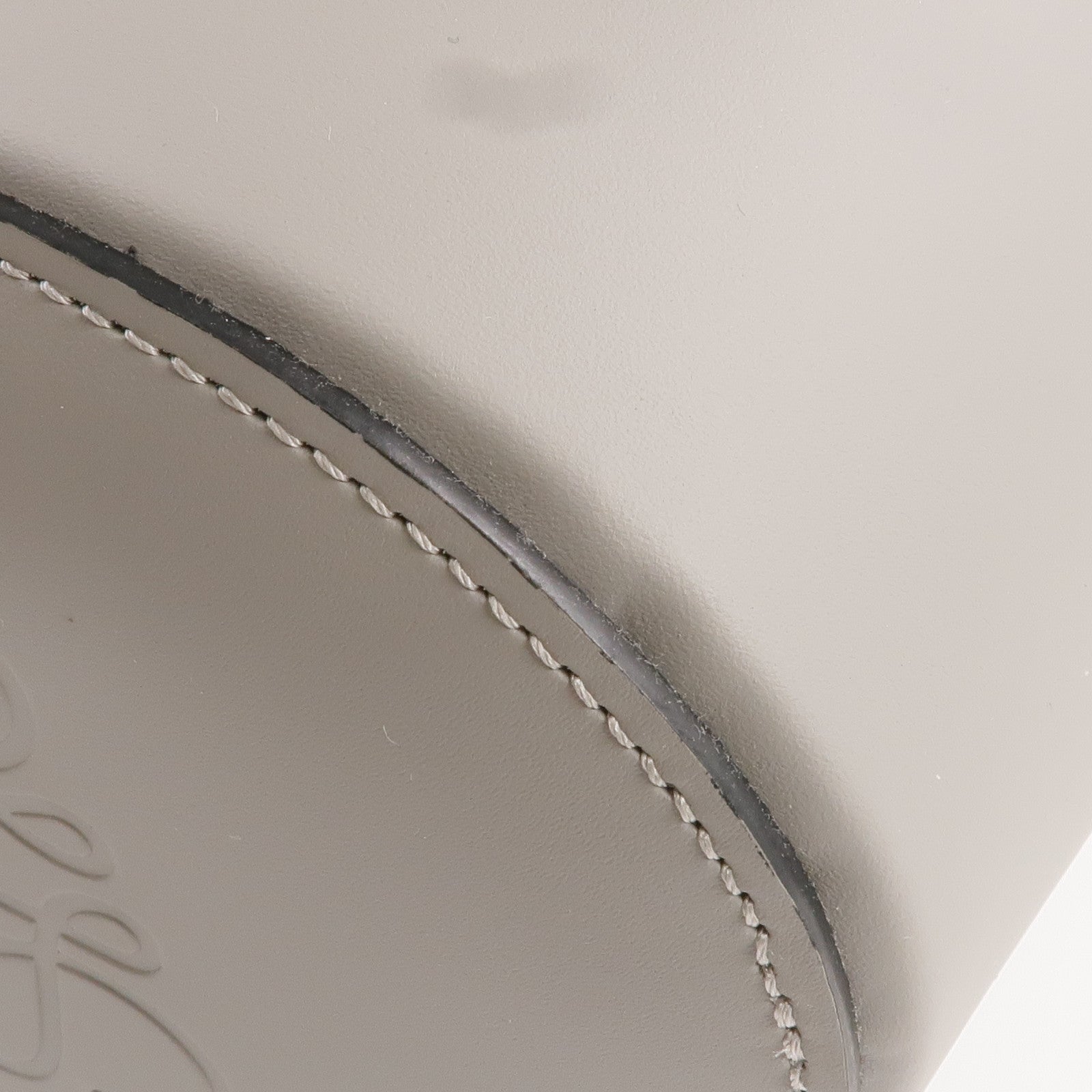 LOEWE 牛皮皮革Balloon Bag Small銀扣肩背袋