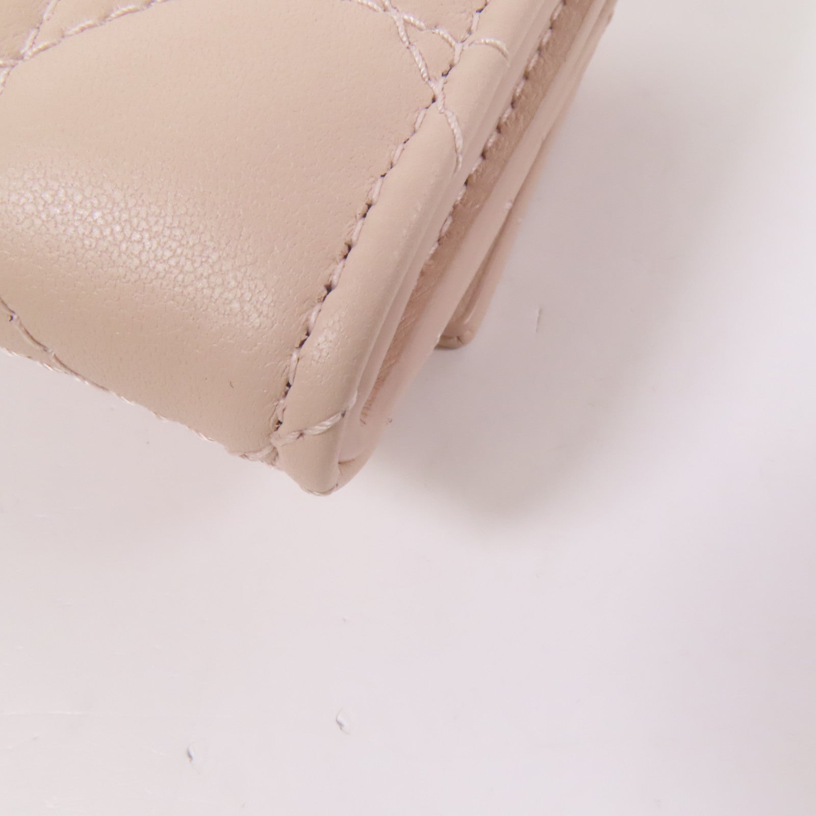 Dior 羊革皮革Caro Dahlia金扣卡片套